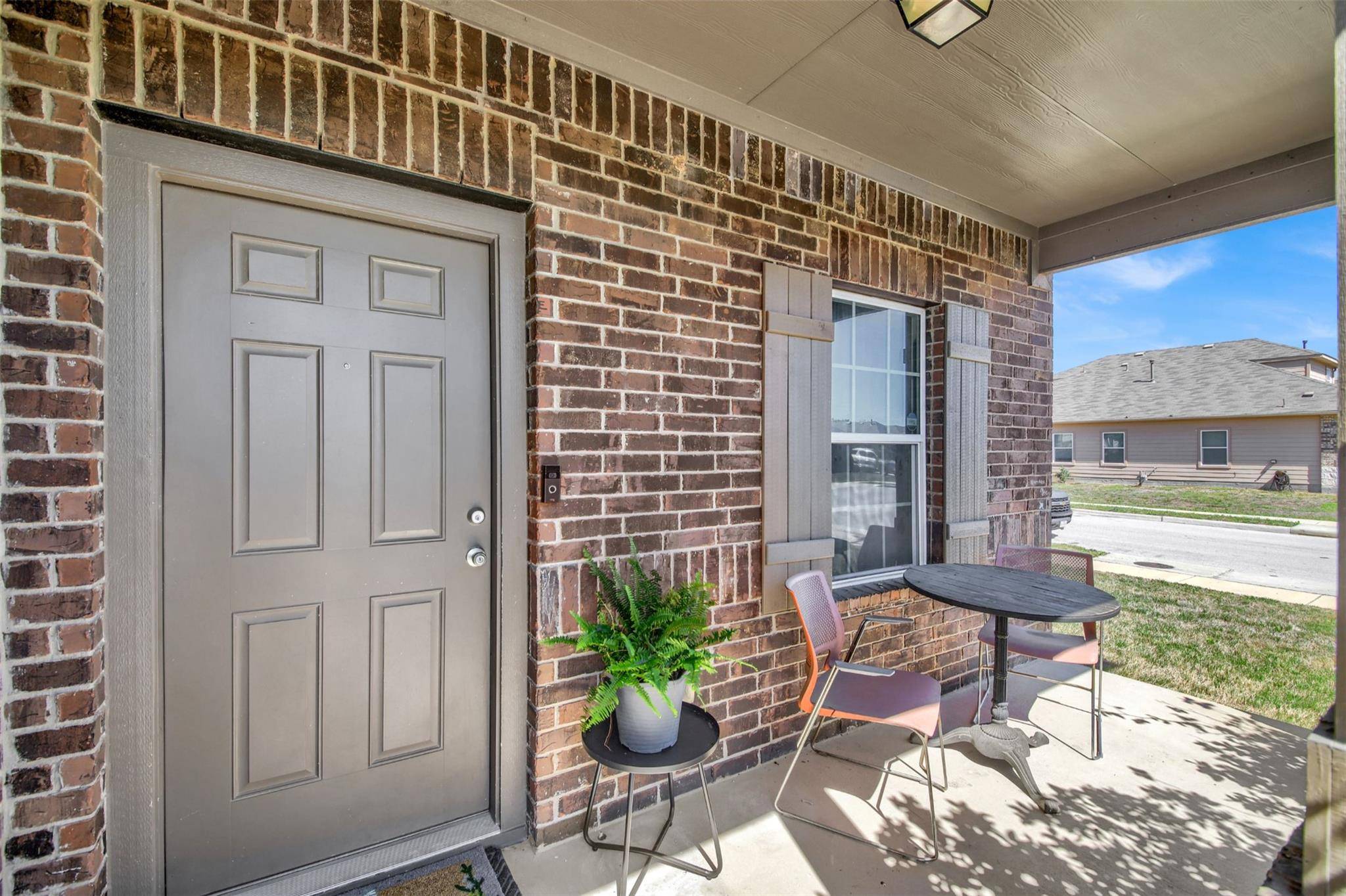 141 Hess DR, Kyle, TX 78640