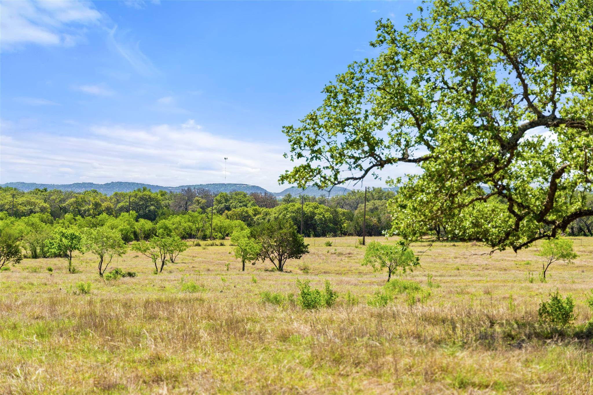 1318 Klett Ranch RD, Johnson City, TX 78636