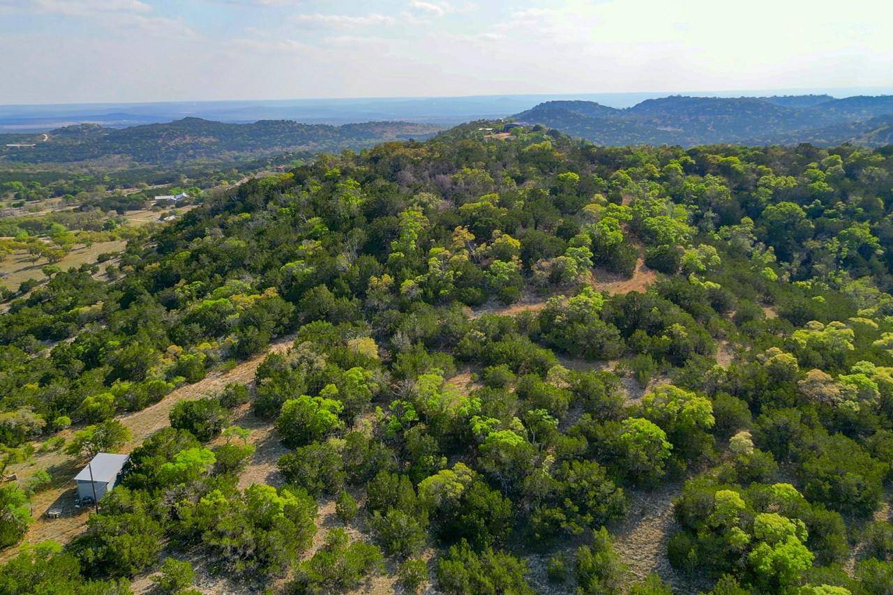 218 Saddle Wood TRL, Comfort, TX 78013