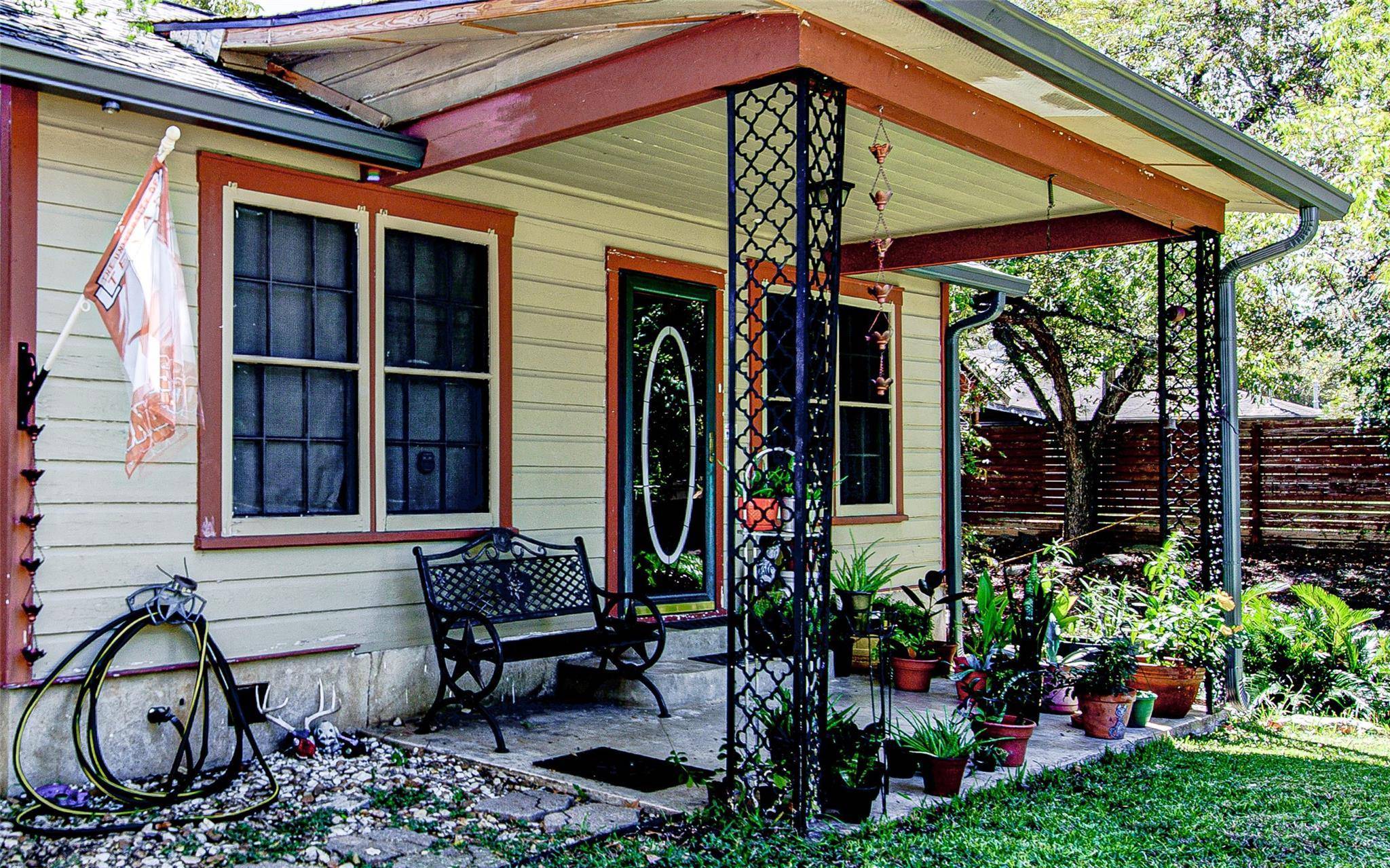 3205 Menchaca RD, Austin, TX 78704