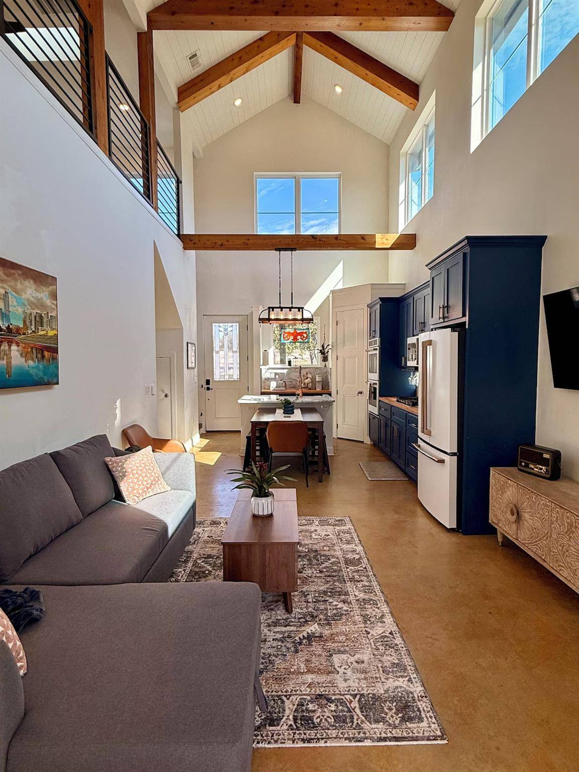 11605 Fitzhugh RD, Austin, TX 78736
