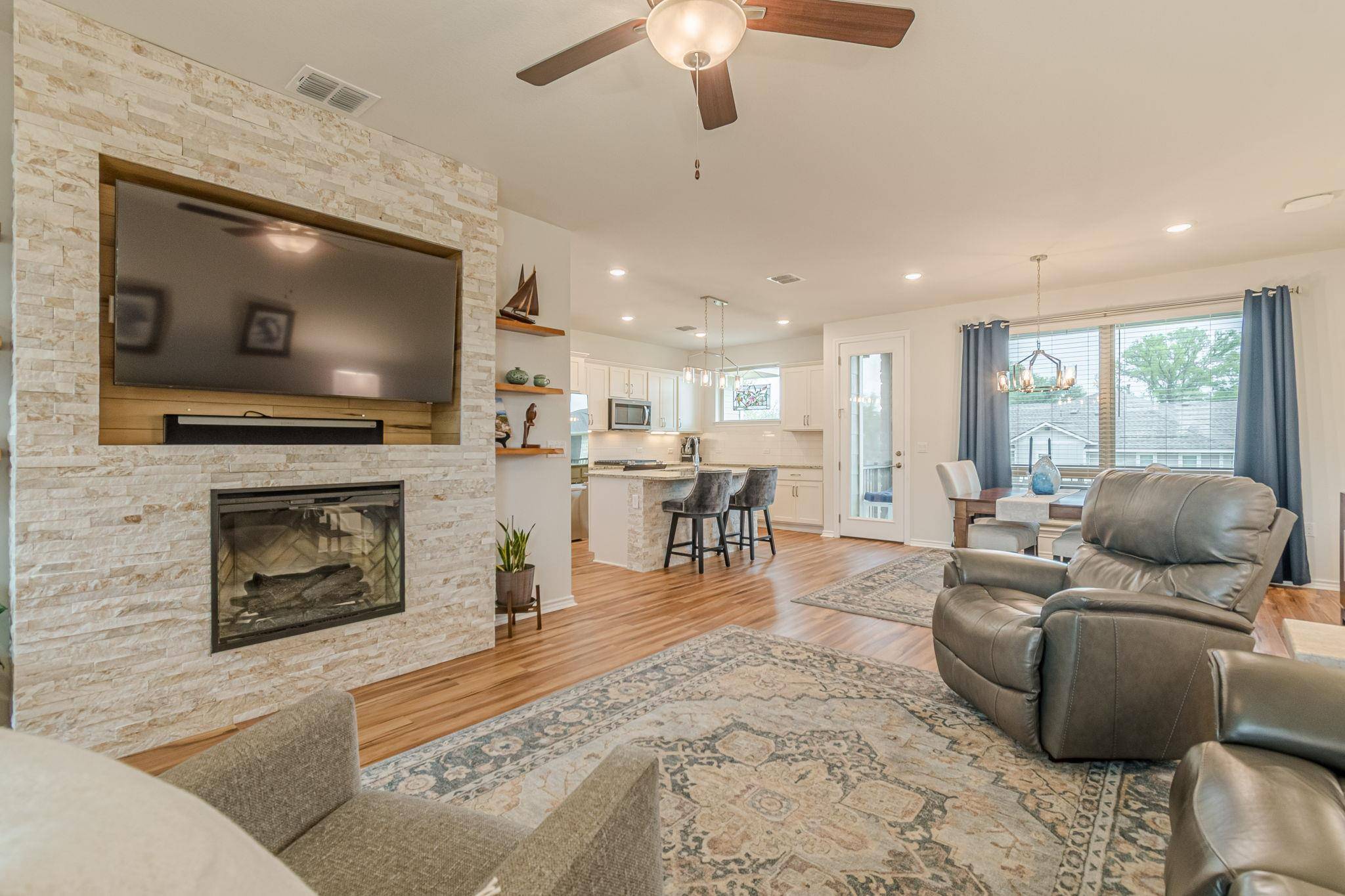 109 Sandbar DR #137, San Marcos, TX 78666