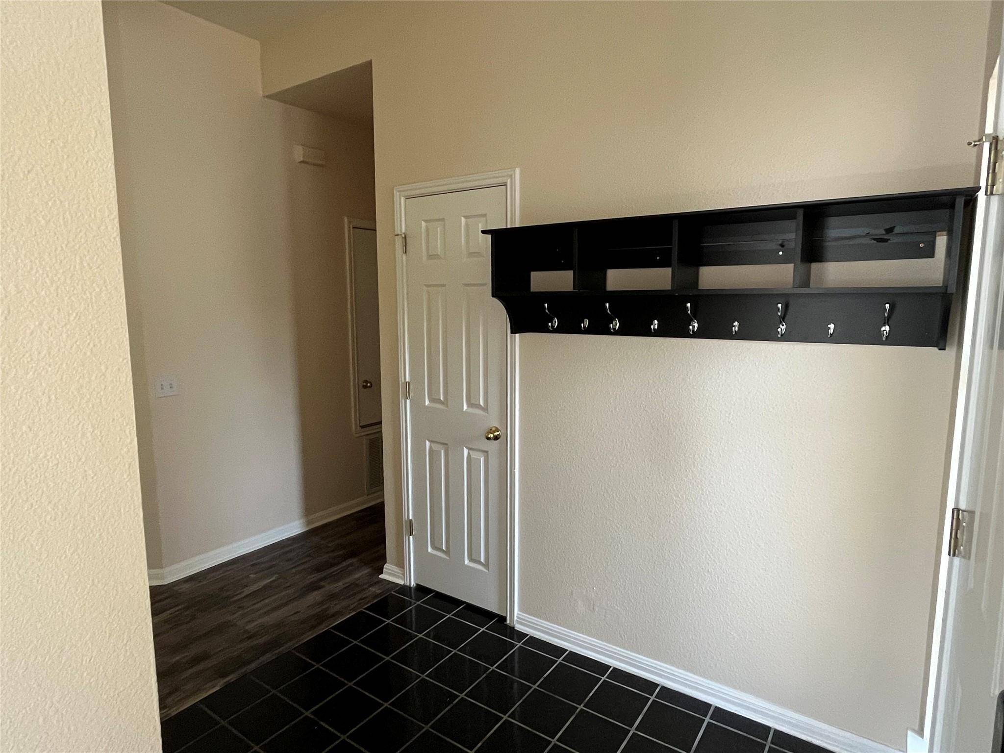 701 Los Robles RD, Leander, TX 78641