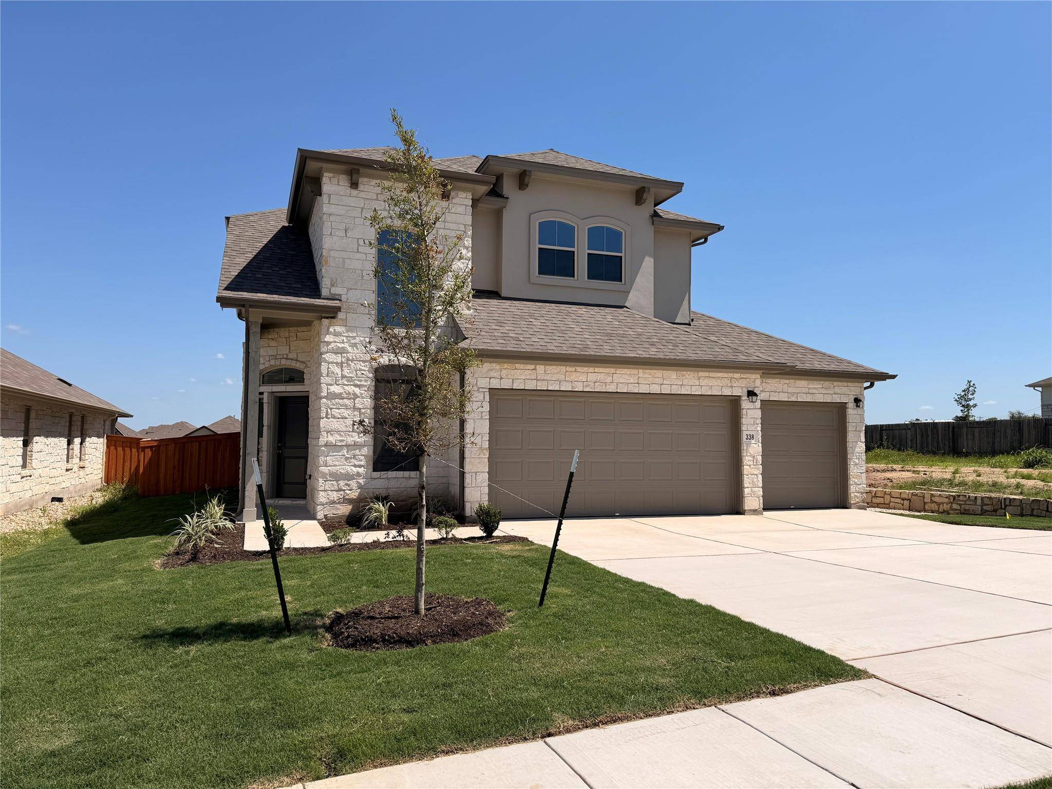 338 Dogvane CIR, Kyle, TX 78640