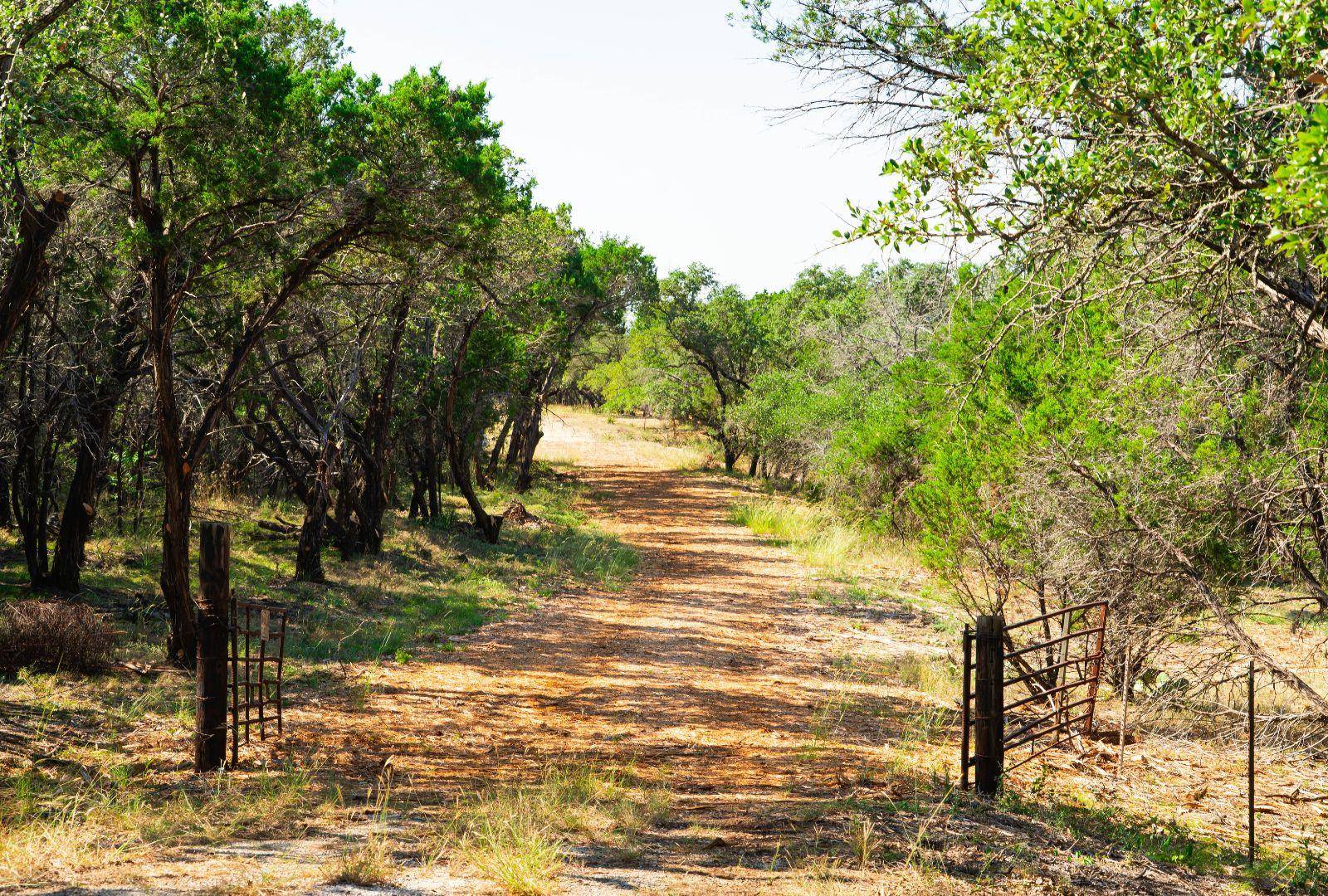 0000 Old Ferry RD, Spicewood, TX 78669