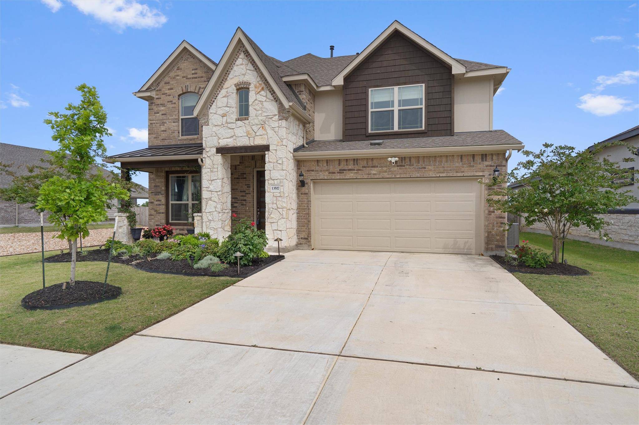 13517 William Tyler WAY, Manor, TX 78653