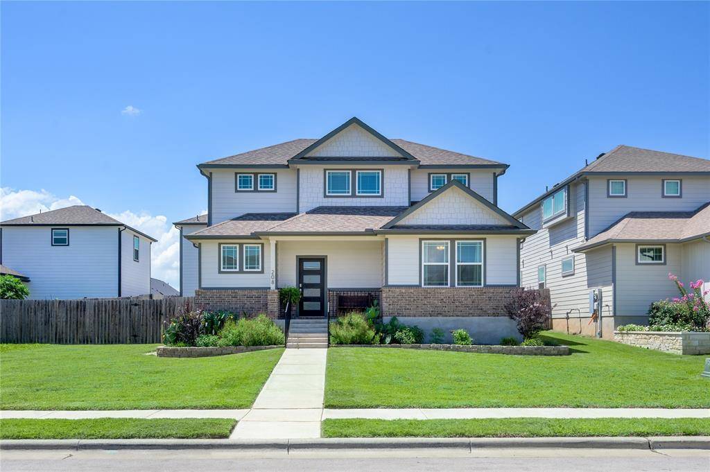 208 Garner DR, Kyle, TX 78640