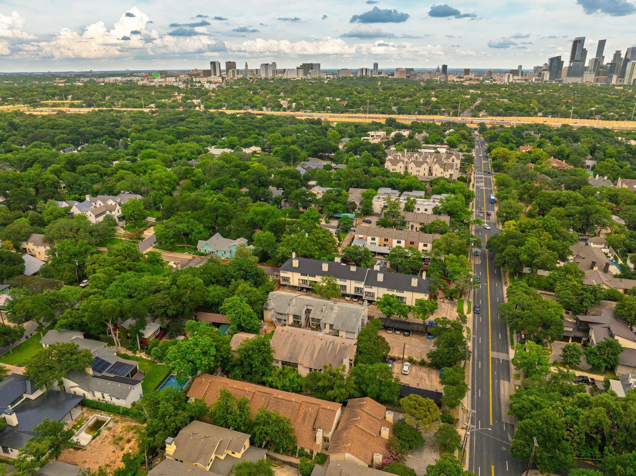 2500 Enfield RD #9, Austin, TX 78703