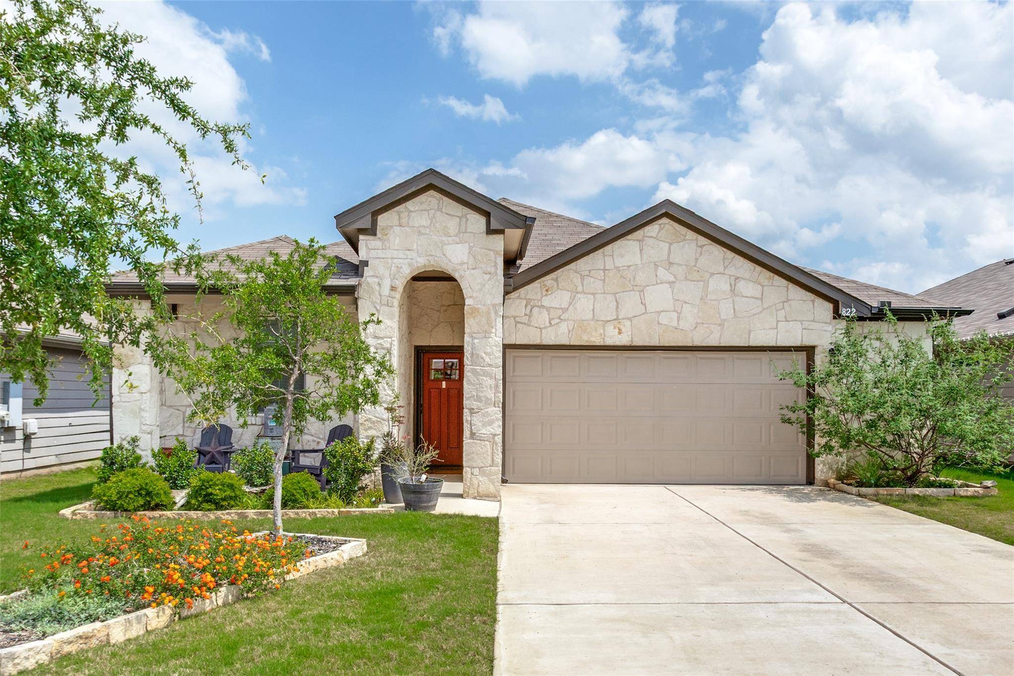 822 Pease River WAY, Hutto, TX 78634