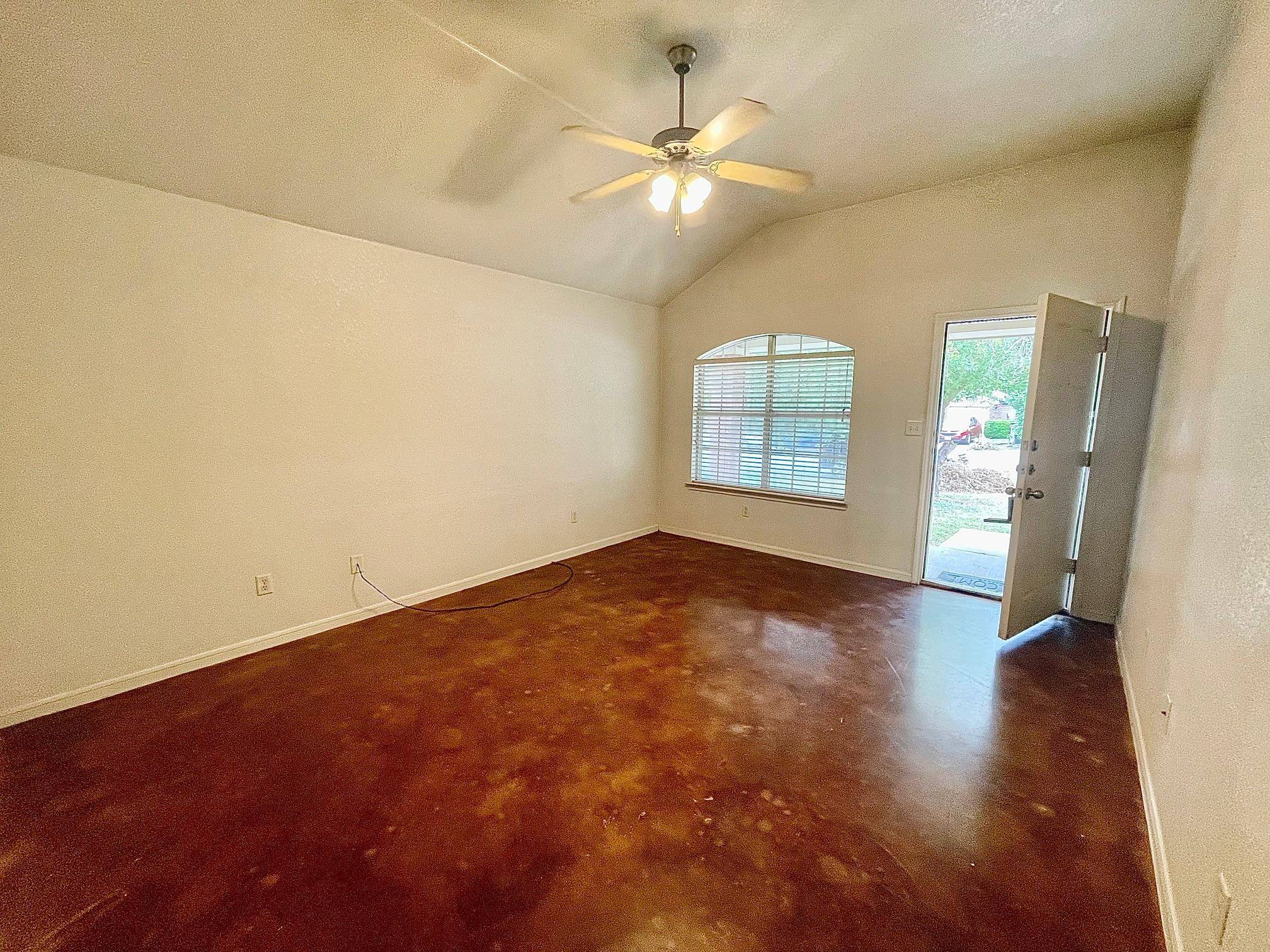 5018 205 LOOP #B, Temple, TX 76502