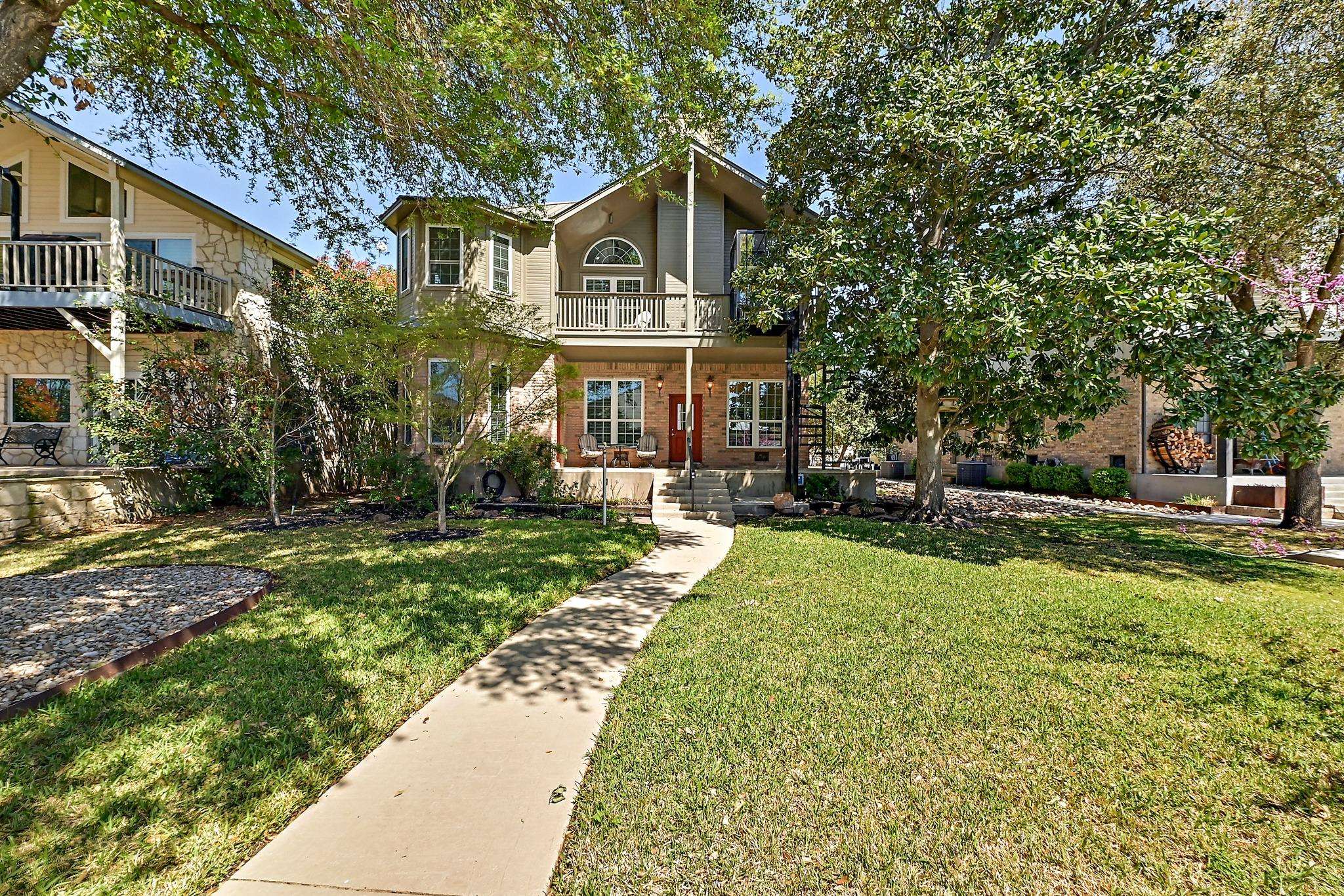 2210 Fredwoods DR, Kingsland, TX 78639