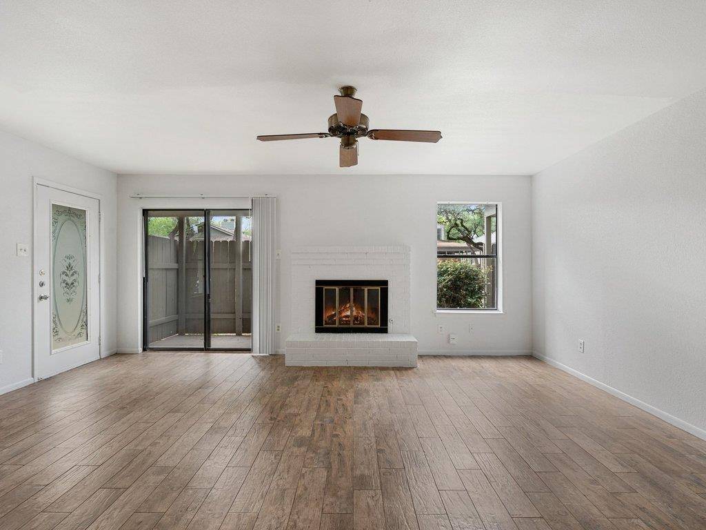 7825 Beauregard CIR #4, Austin, TX 78745