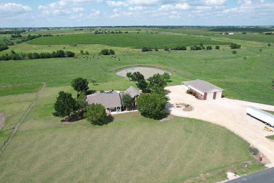 651 County Road 497, Taylor, TX 76574