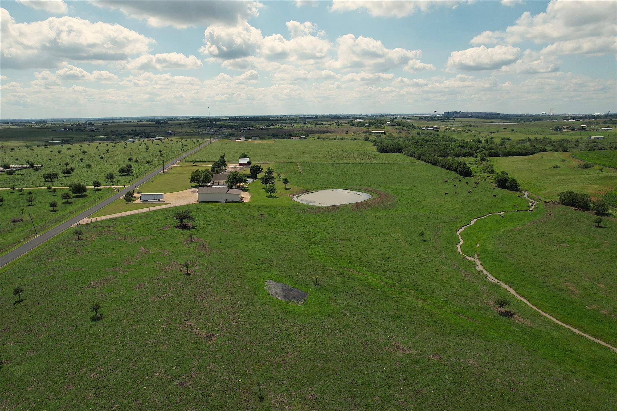 651 County Road 497, Taylor, TX 76574