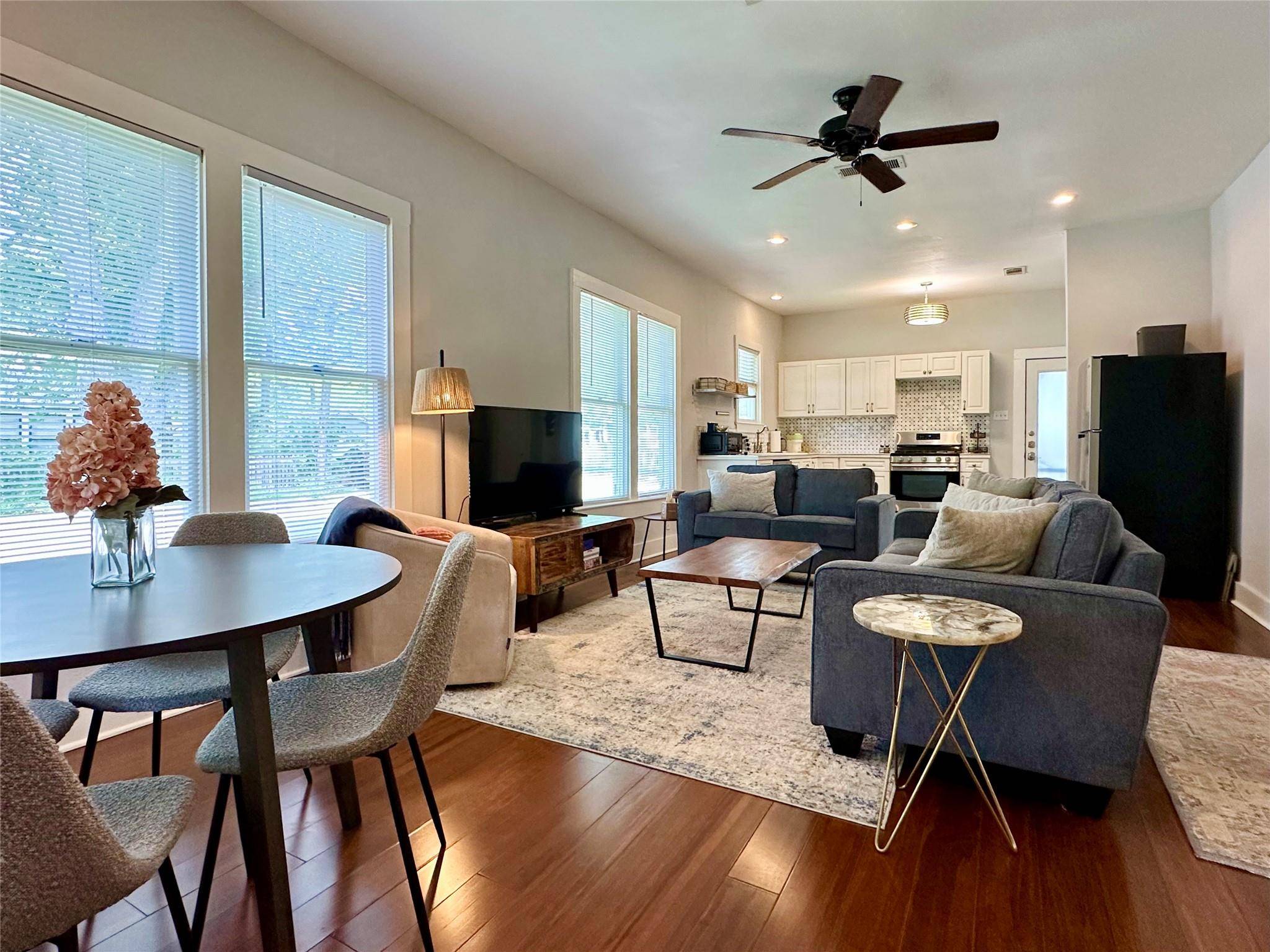 1501 S Church ST #A, Georgetown, TX 78626