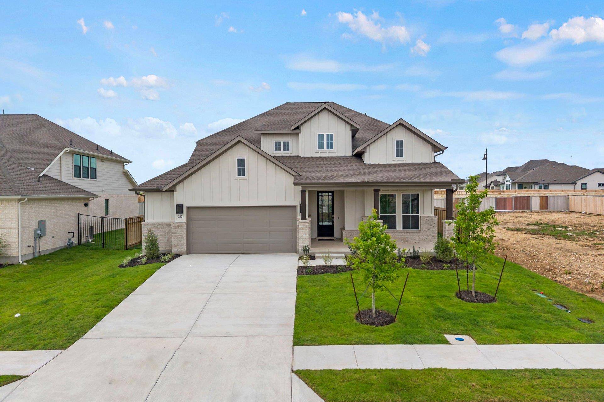 217 Pacific Grove CIR, Liberty Hill, TX 78642