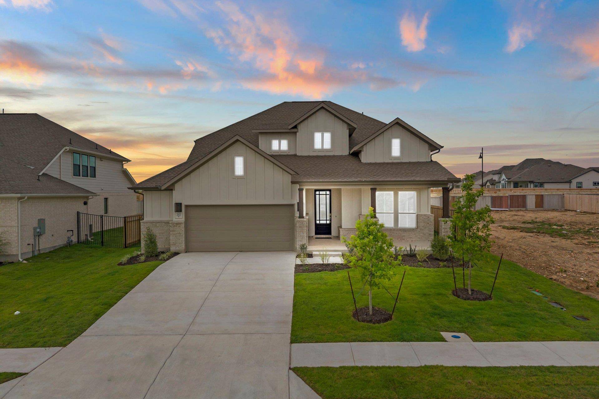 217 Pacific Grove CIR, Liberty Hill, TX 78642