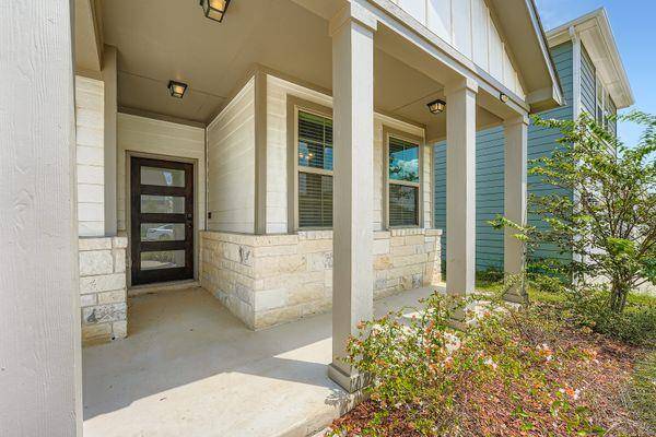 148 Gullivers DR, Elgin, TX 78621