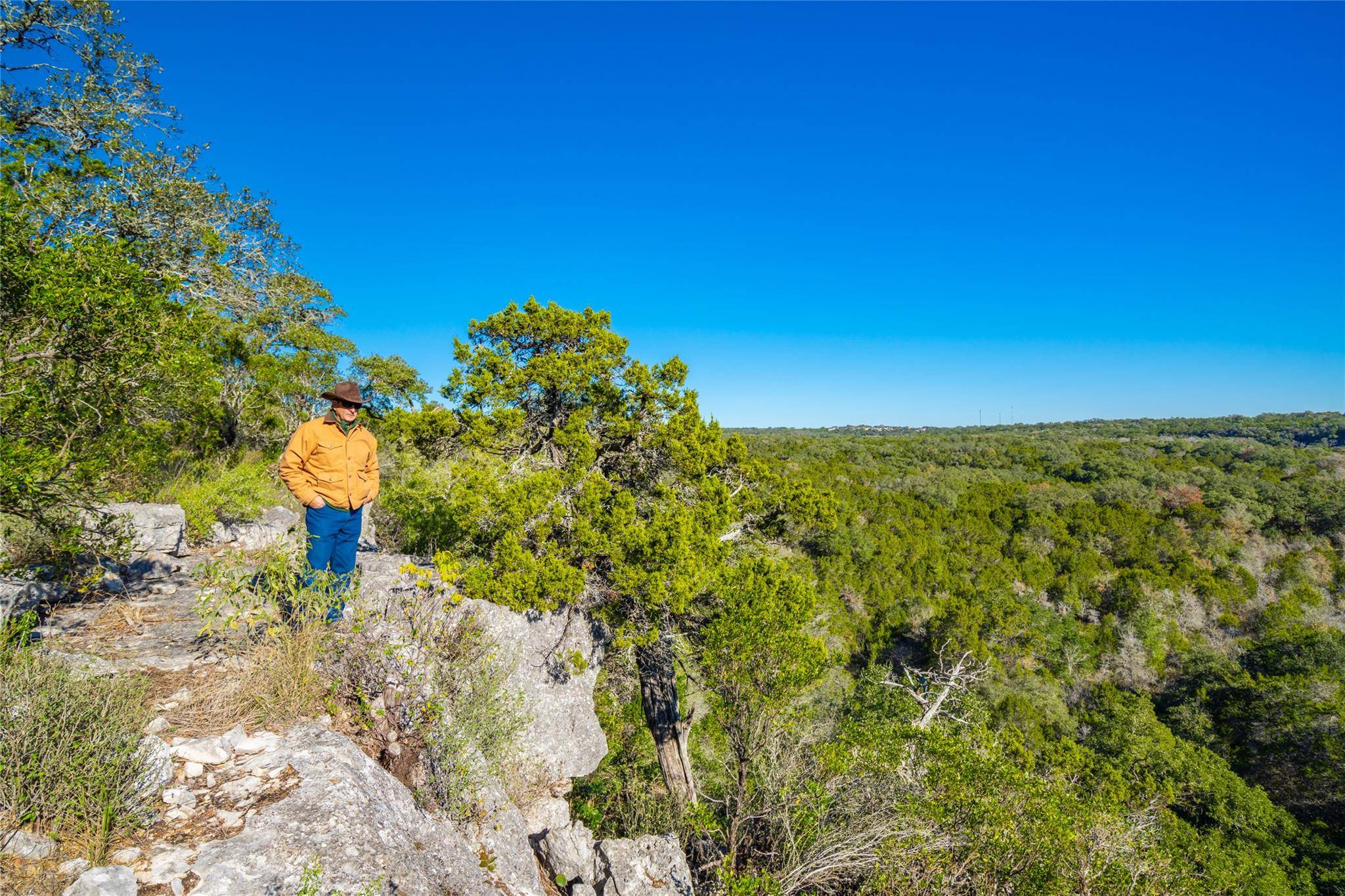 00 W McCarty LN, San Marcos, TX 78666