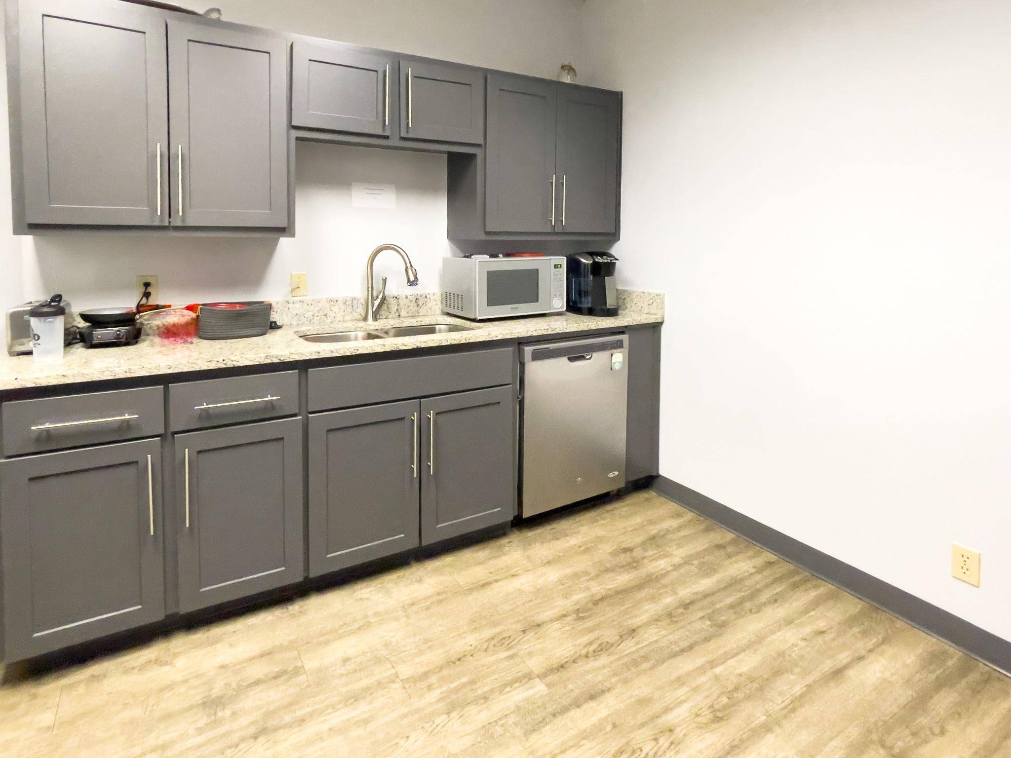1613 S Capital Of Tx suite#222 HWY #222, Austin, TX 78746