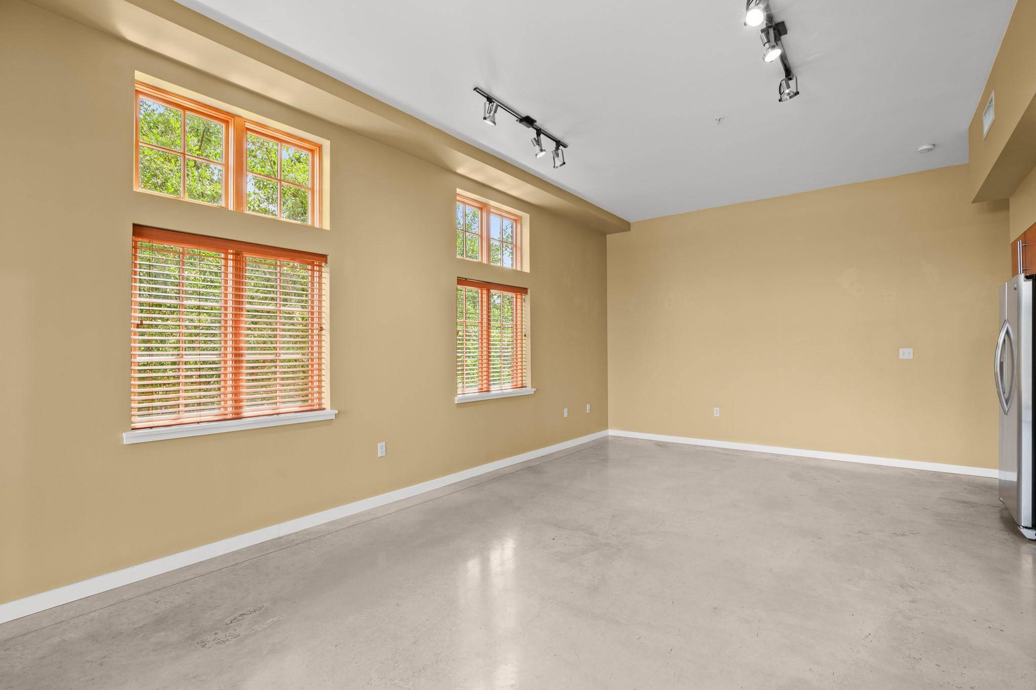 2235 E 6th ST #204, Austin, TX 78702