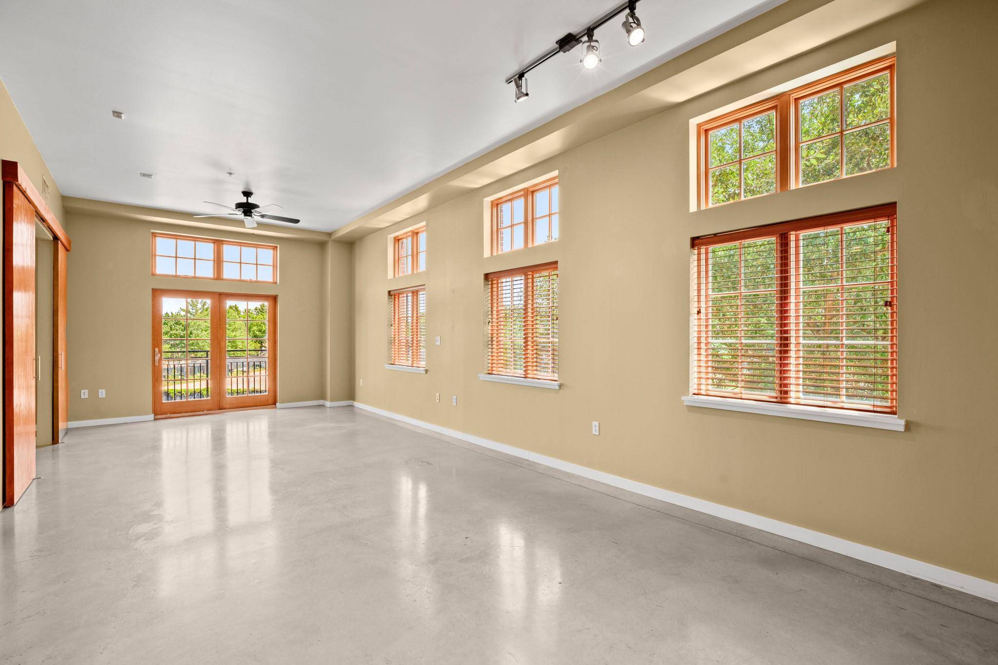 2235 E 6th ST #204, Austin, TX 78702