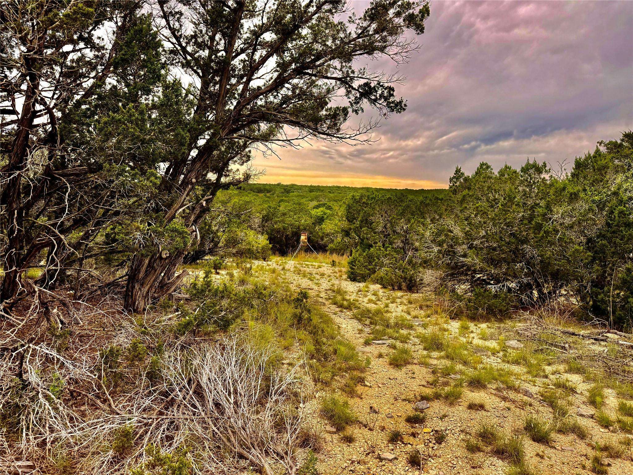 2017 County Road 222, Kempner, TX 76539