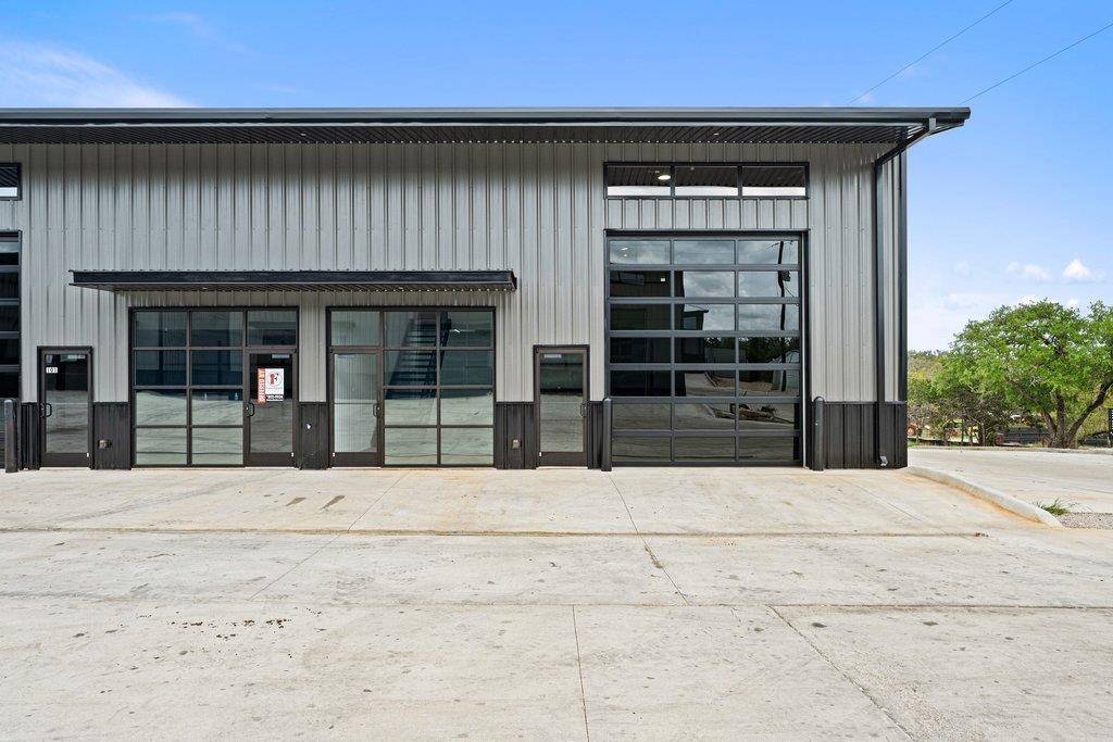 451 Farrell RD #301B, Dripping Springs, TX 78620