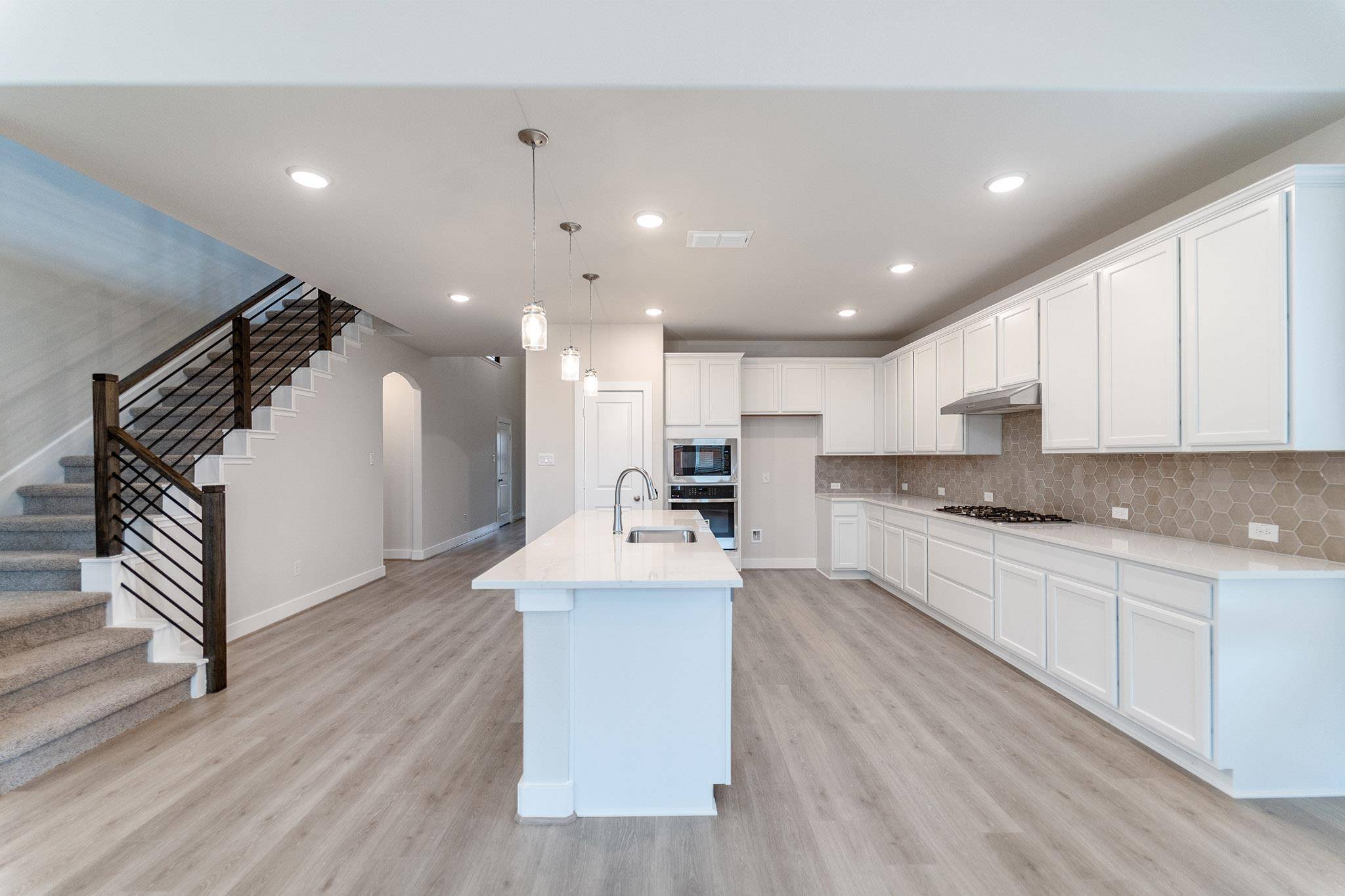 871 Cherrystone LOOP, Buda, TX 78610