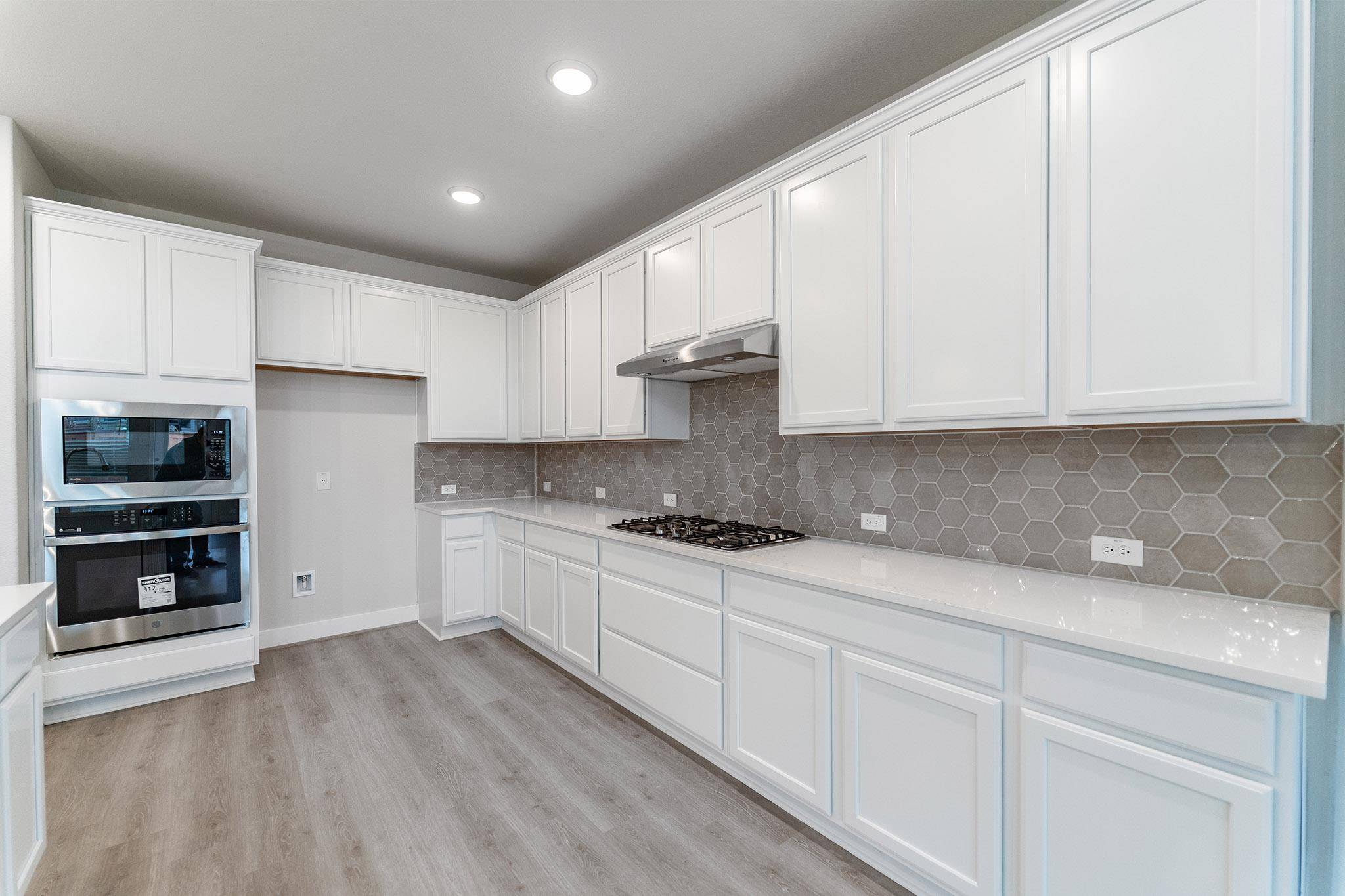 871 Cherrystone LOOP, Buda, TX 78610