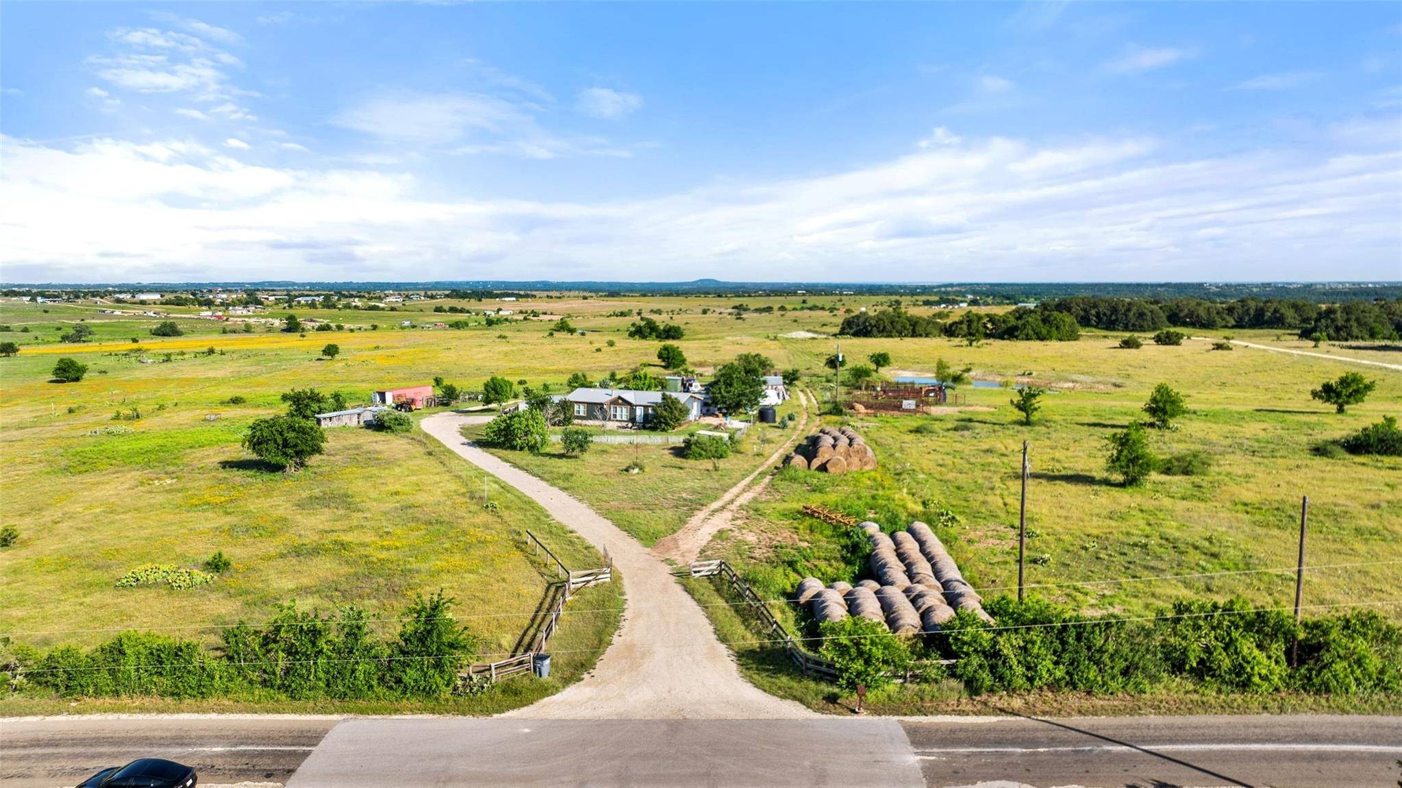 4501 210 County RD, Bertram, TX 78605