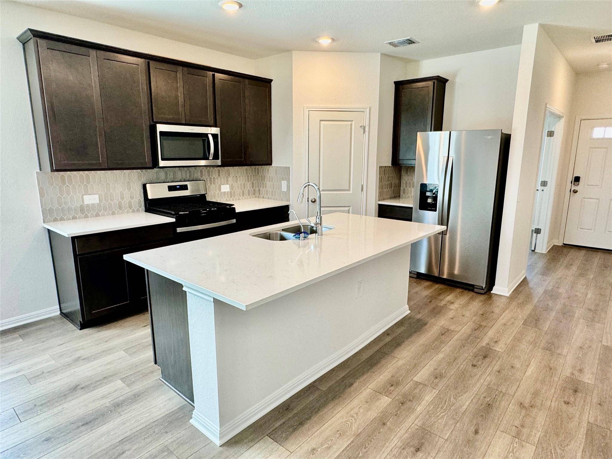 12512 Saint Thomas DR, Del Valle, TX 78617