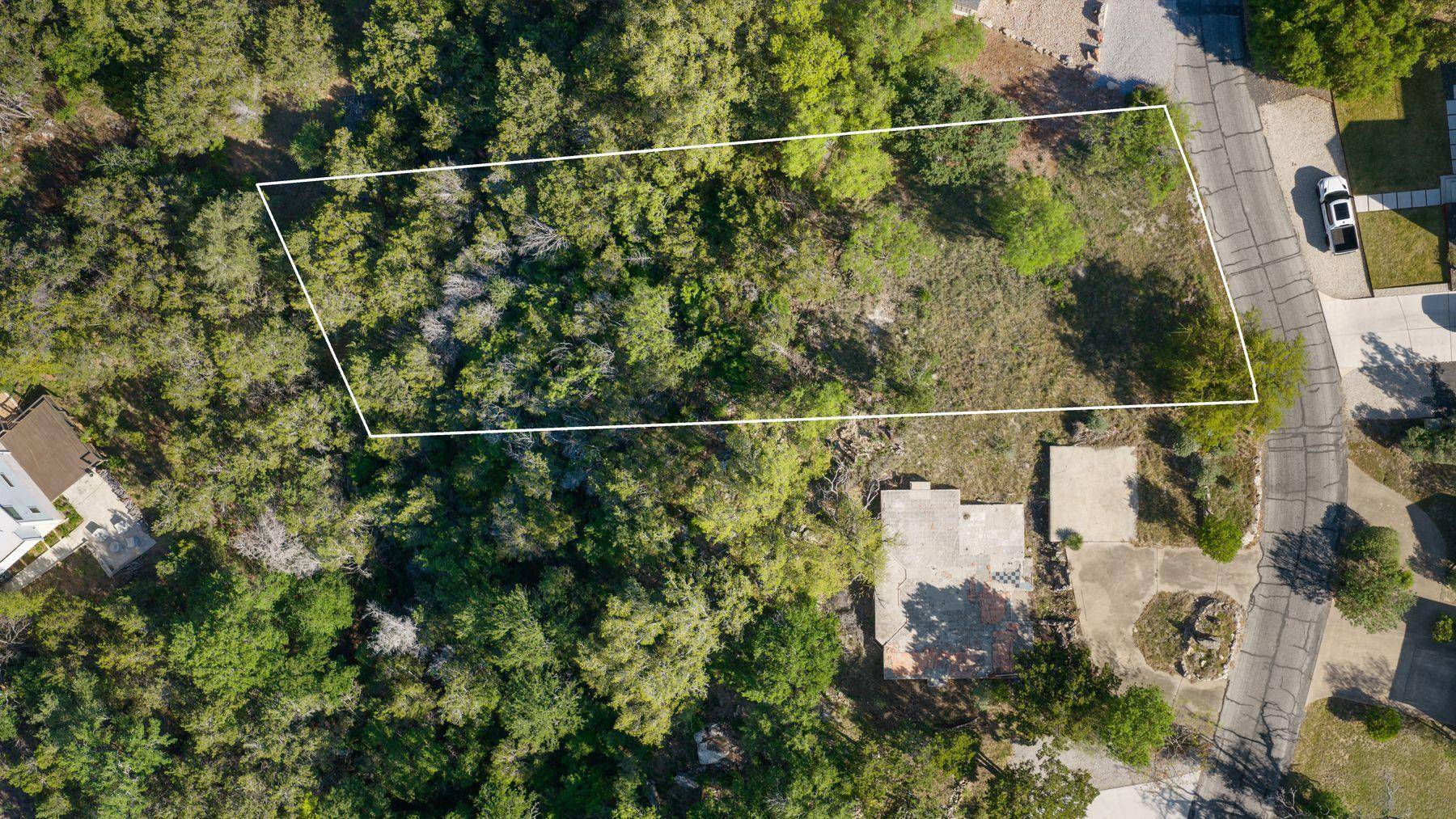 329 Kendall DR, Spicewood, TX 78669