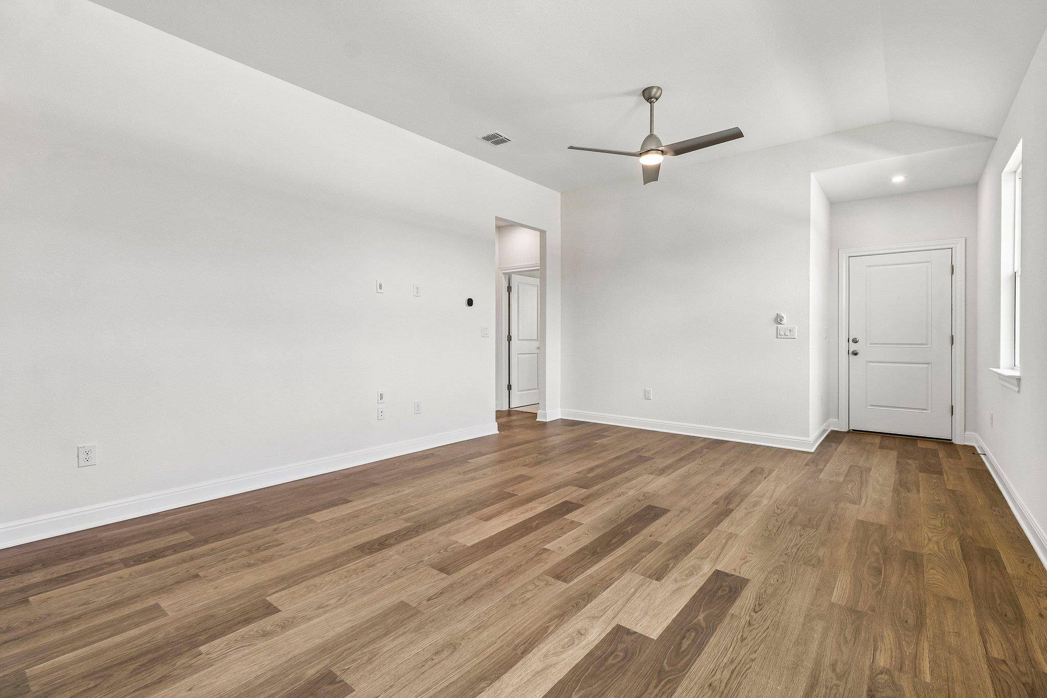 367 Porter Country PKWY, Buda, TX 78610