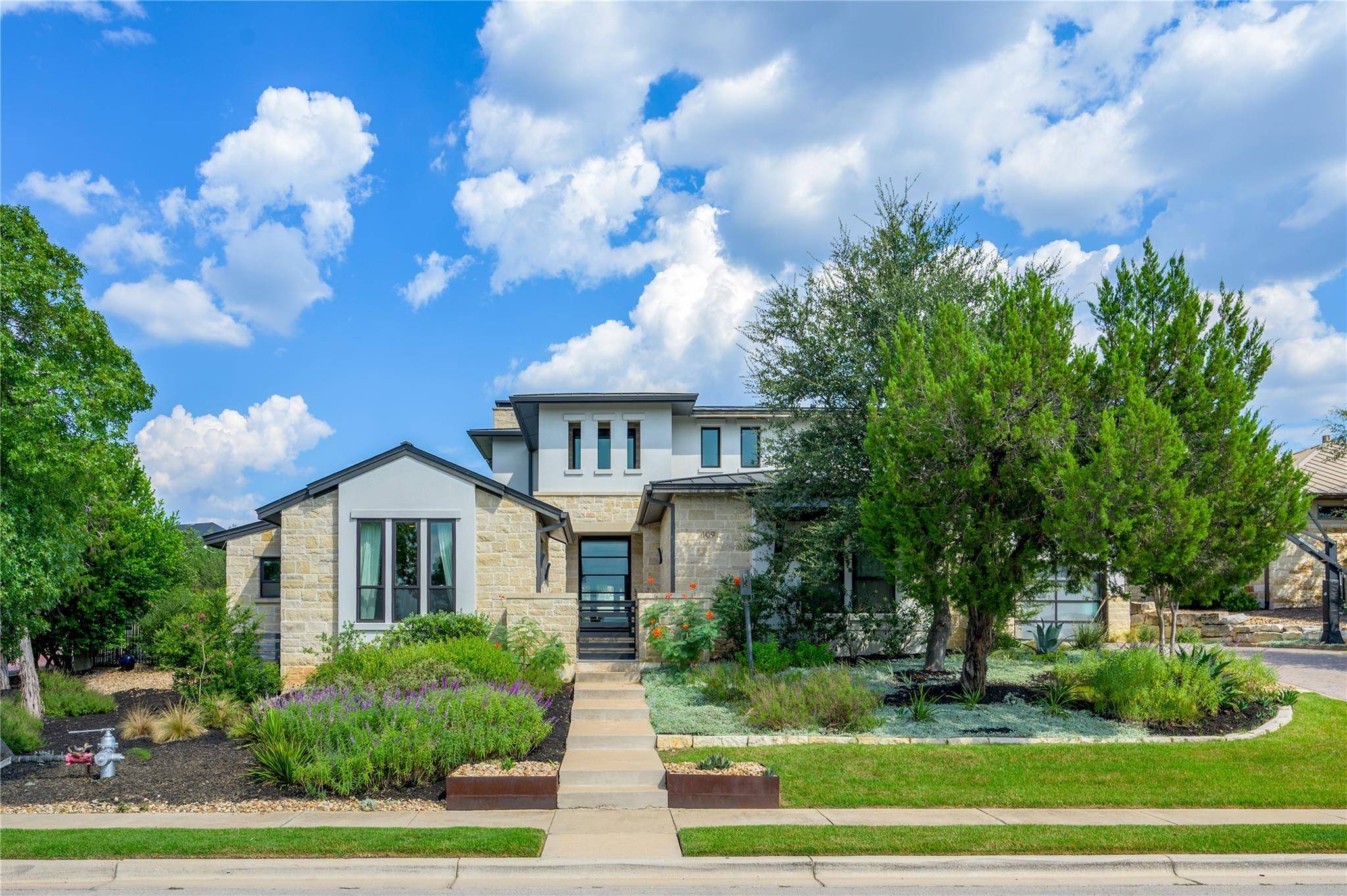 109 Bella Colinas DR, Austin, TX 78738
