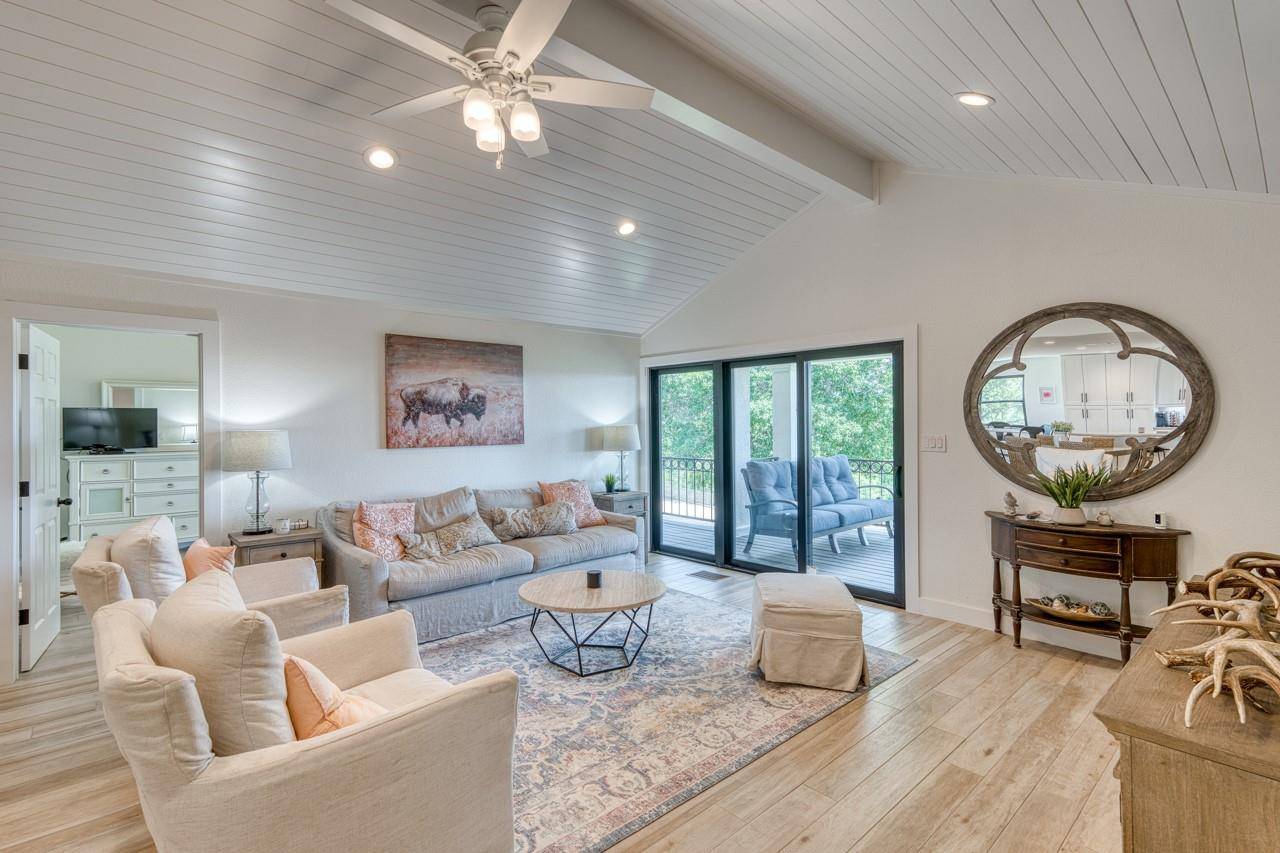 3305 Close Call, Horseshoe Bay, TX 78657