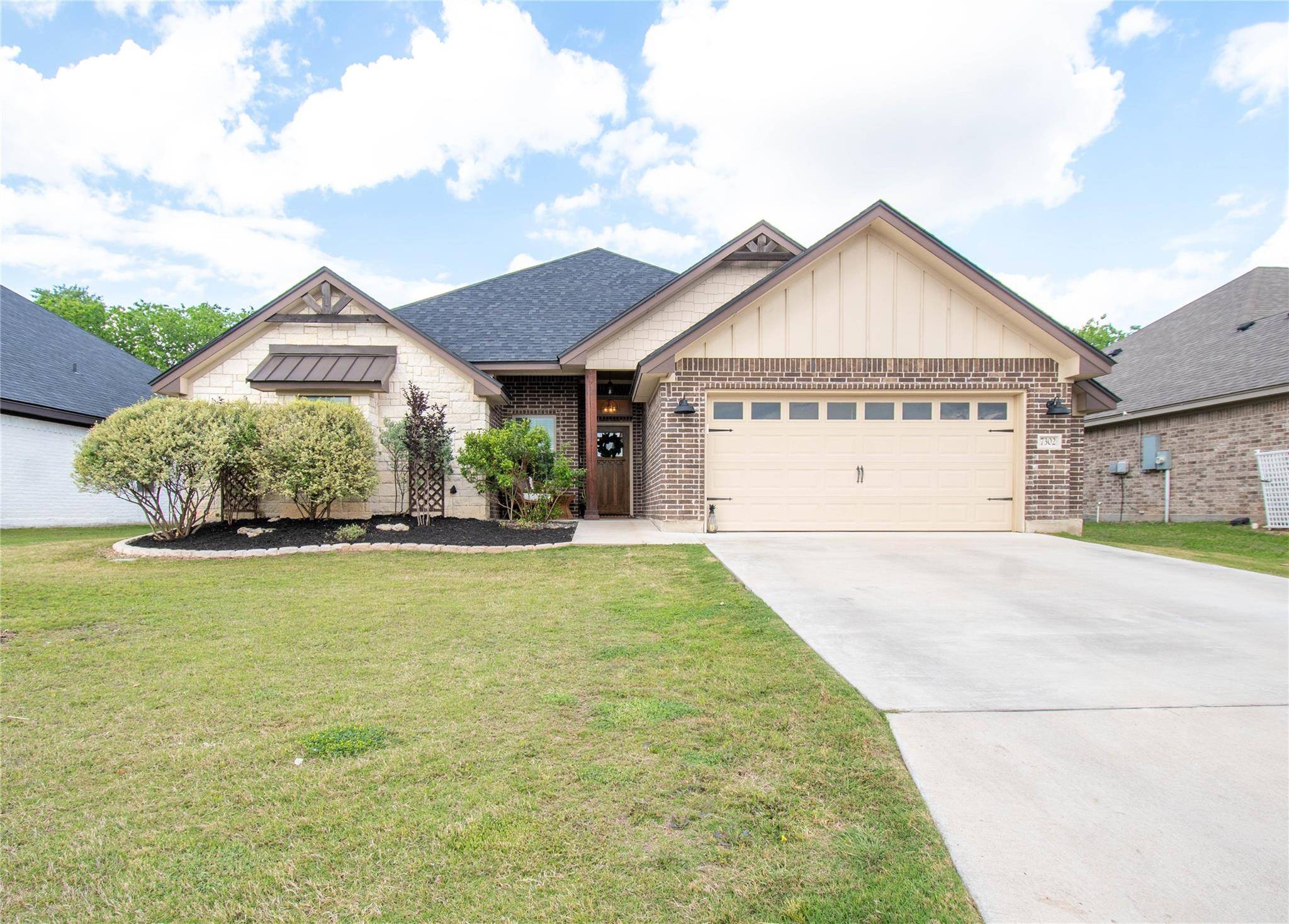 7302 Golden Heart DR, Temple, TX 76502