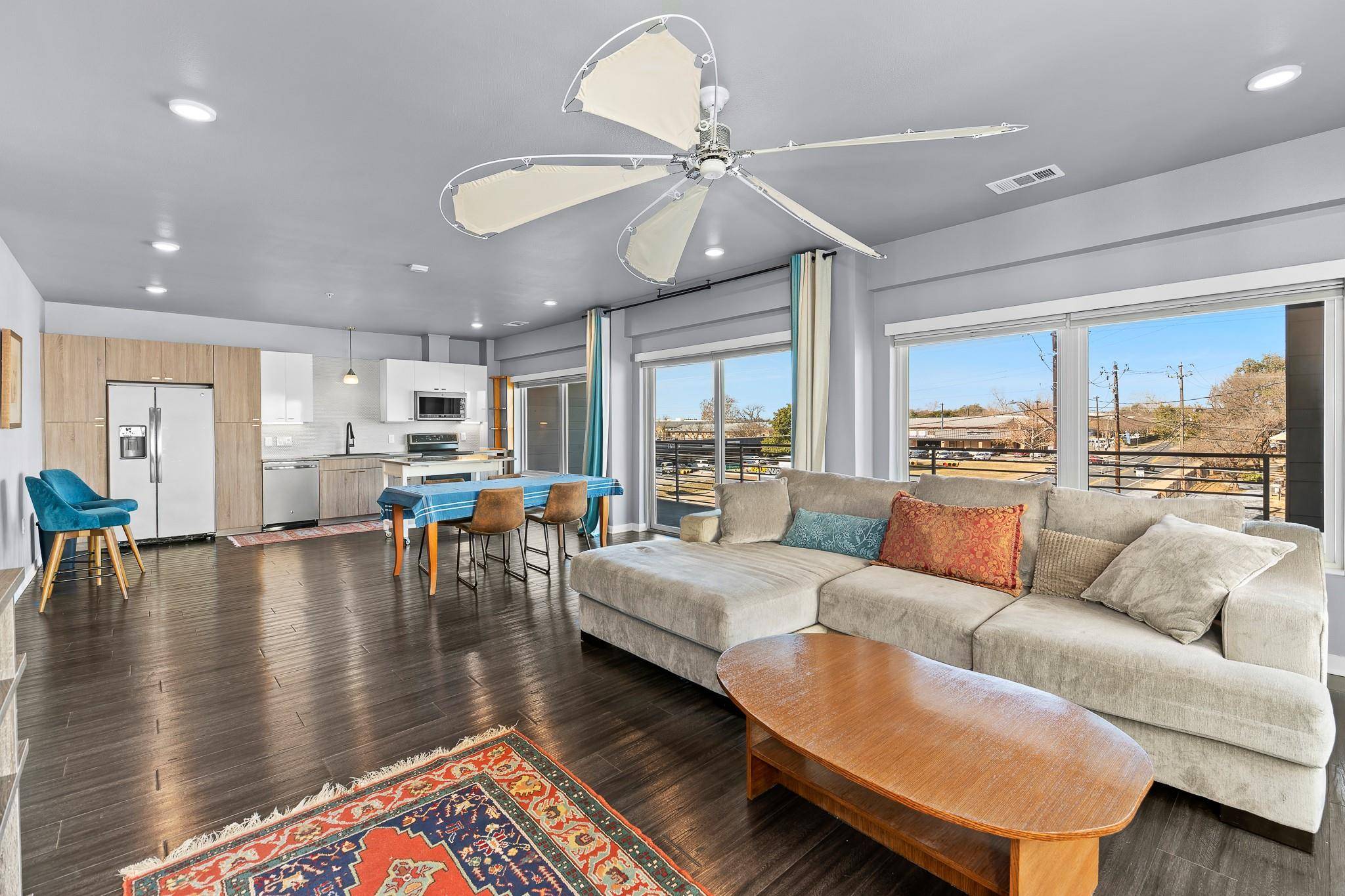 4361 S Congress Ave #301, Austin, TX 78745