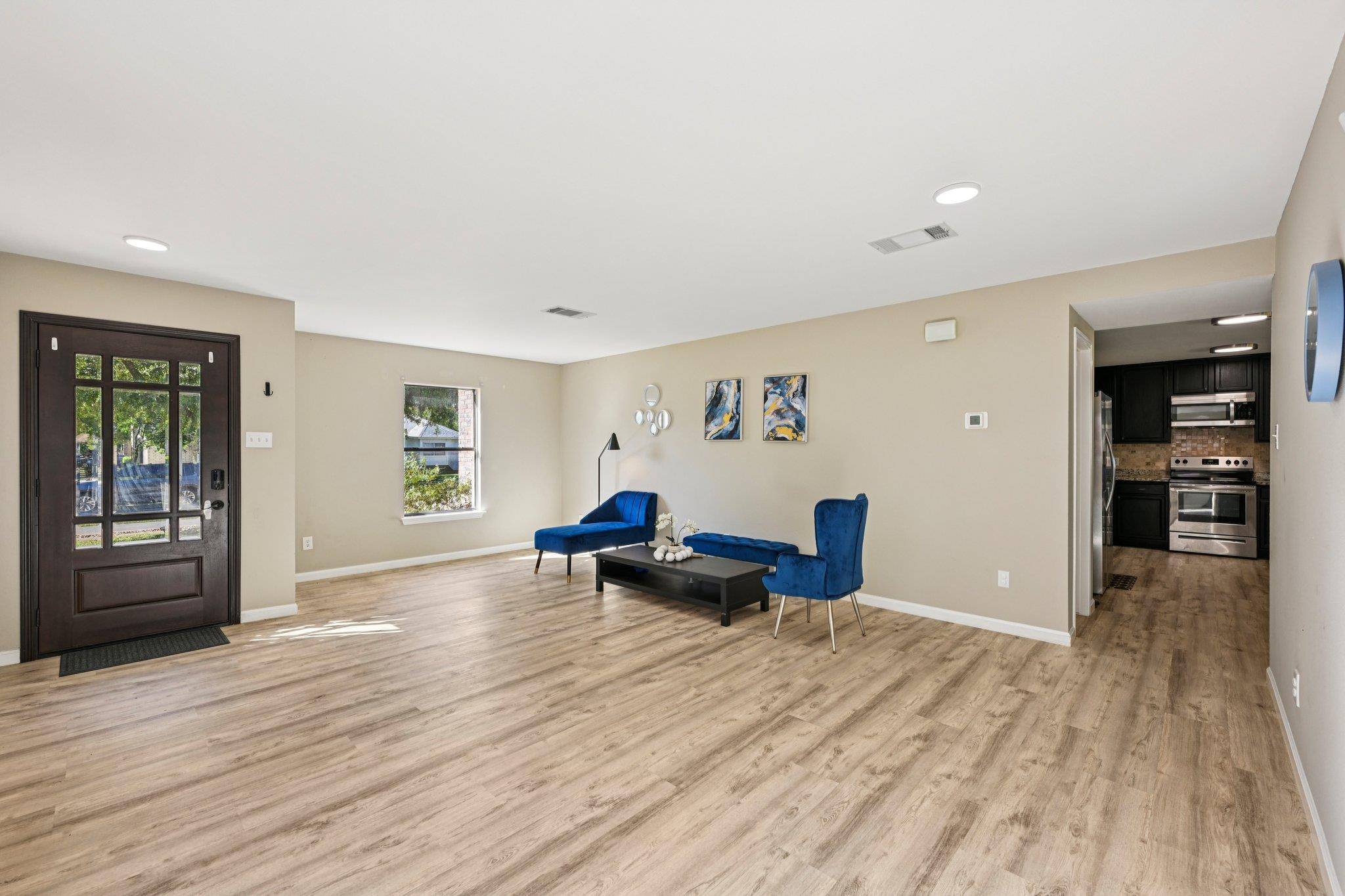 502 Woodford DR, Cedar Park, TX 78613