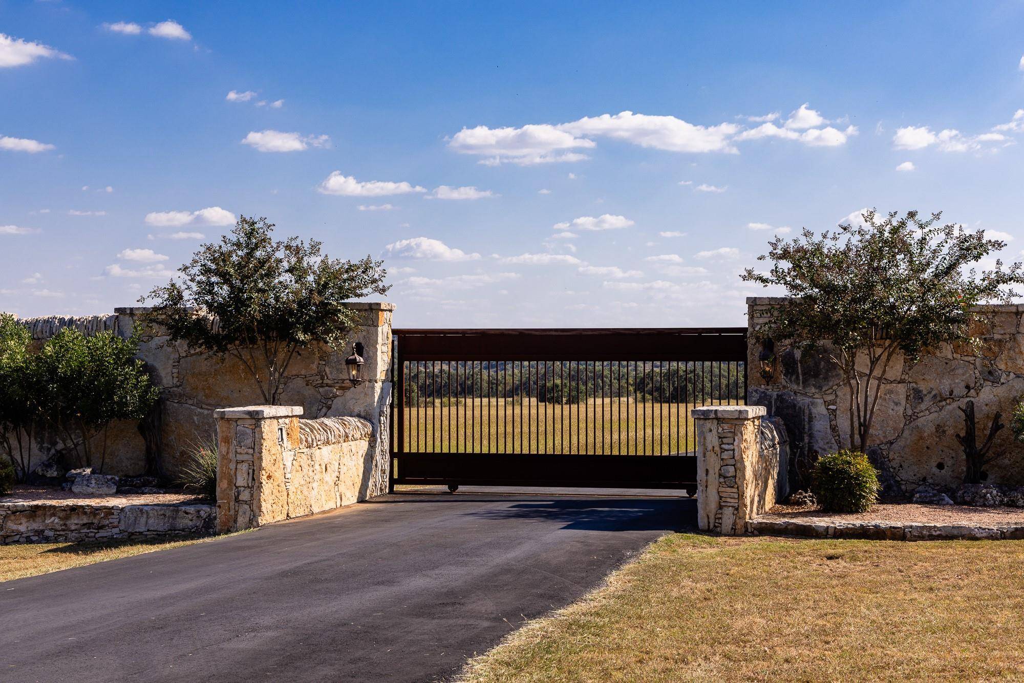 3551 RM 2325, Wimberley, TX 78676