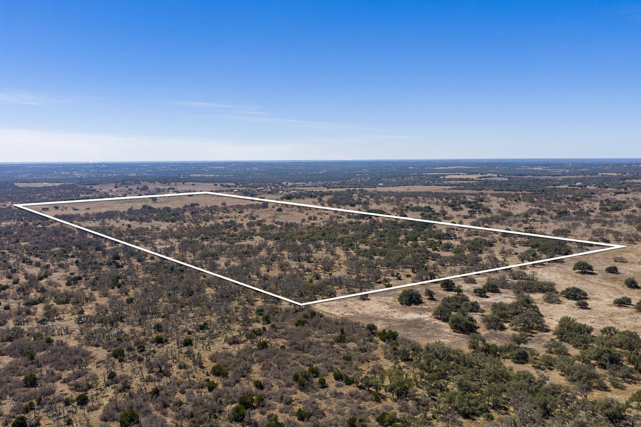 2020 Wendel RD, Harper, TX 78631
