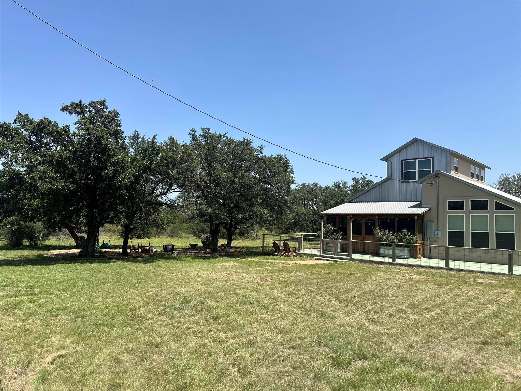 332 Turkey Dr RD, Dripping Springs, TX 78620