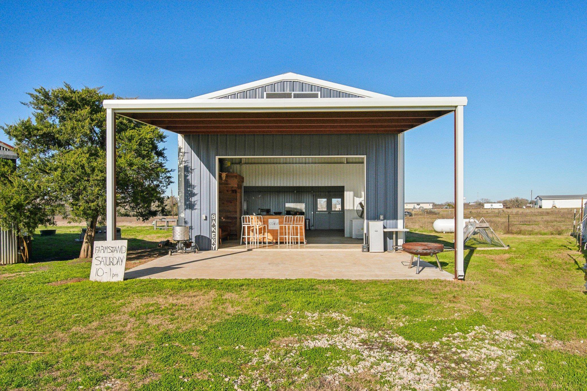2200 Highway 21 E, Paige, TX 78659