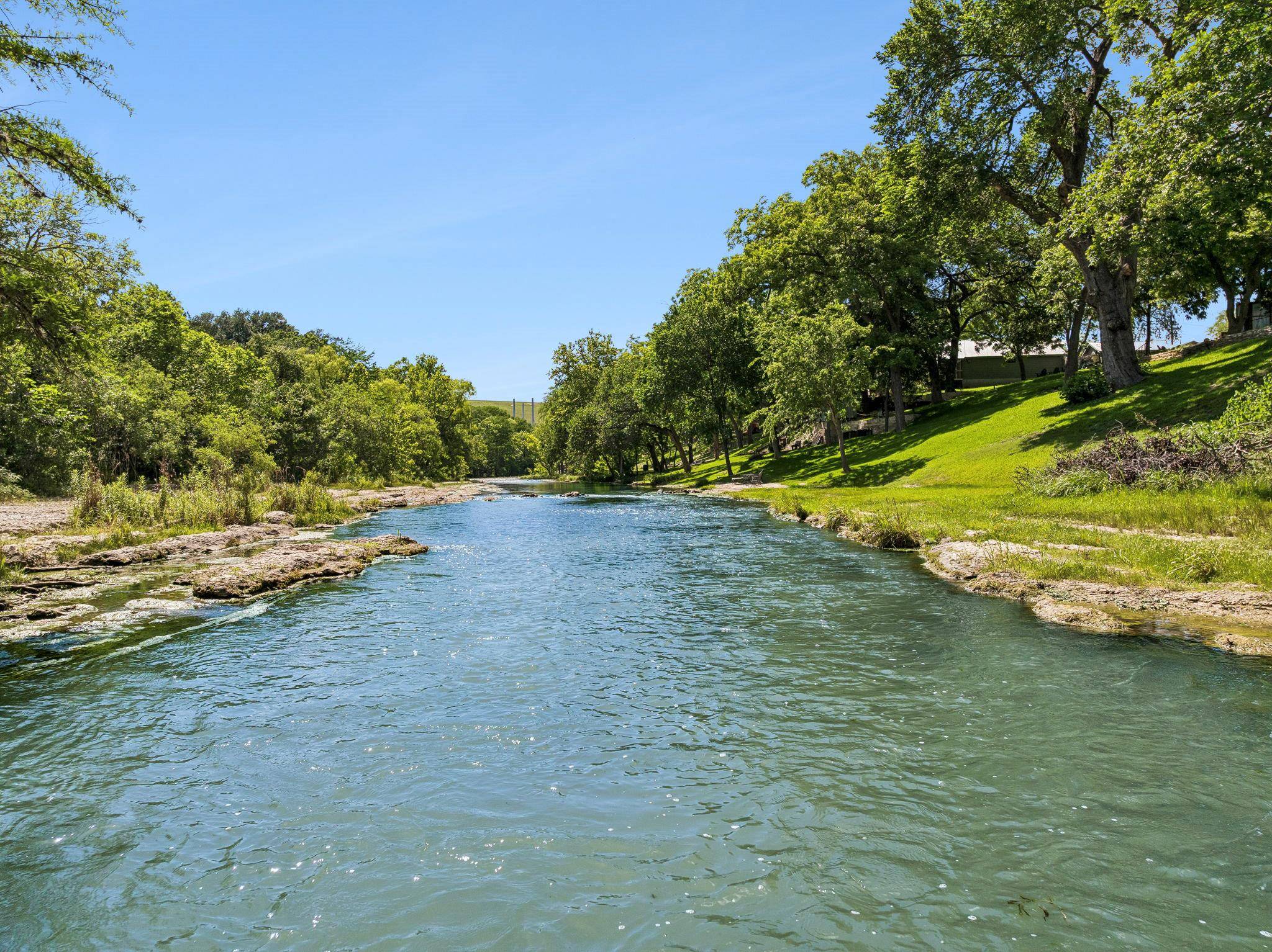 1520 Rocky River RD, Canyon Lake, TX 78133
