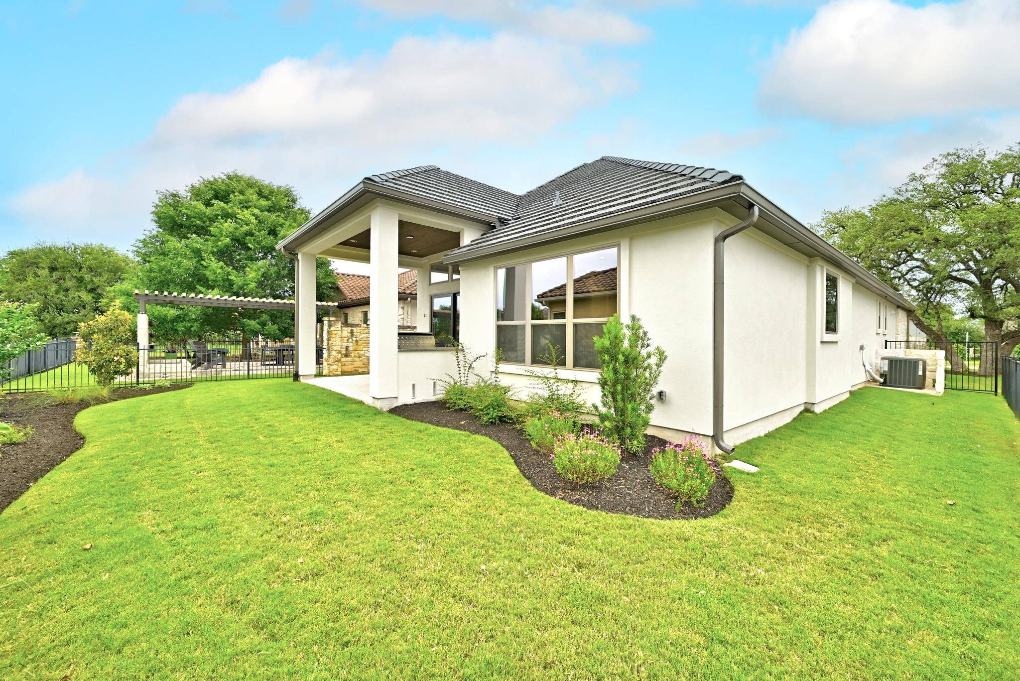 205 Indigo LN, Georgetown, TX 78628
