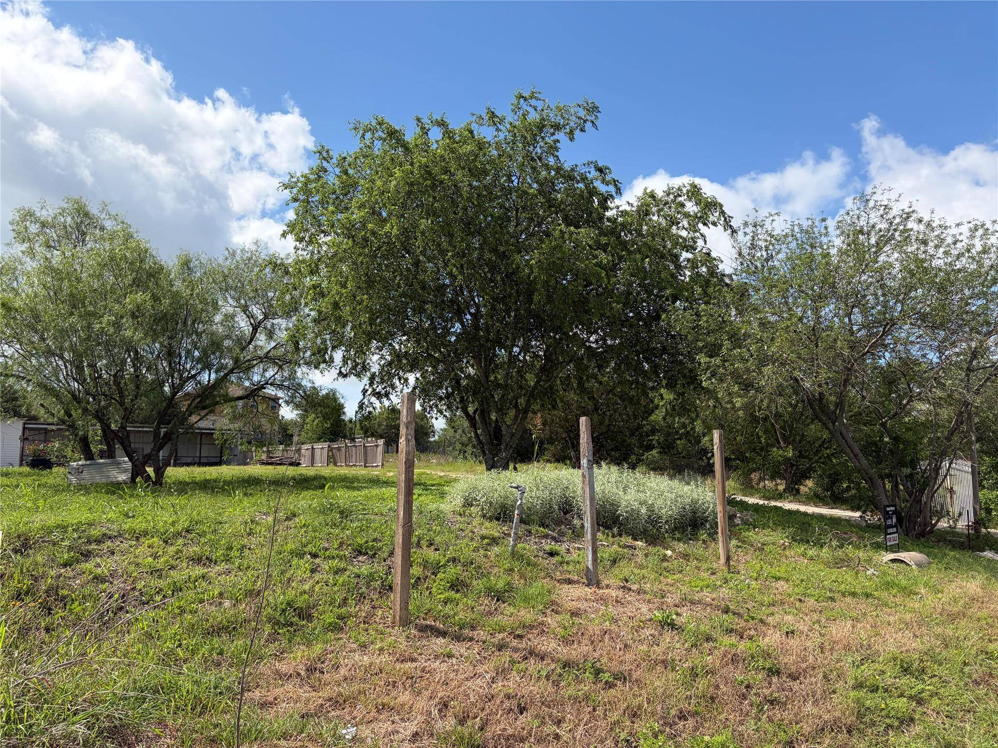 207 Cresthill CSWY, Kyle, TX 78640