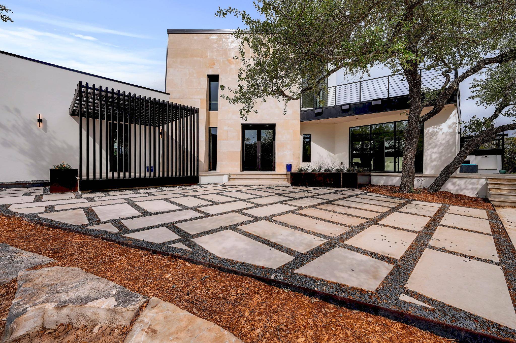 700 Rancho Grande DR, Wimberley, TX 78676