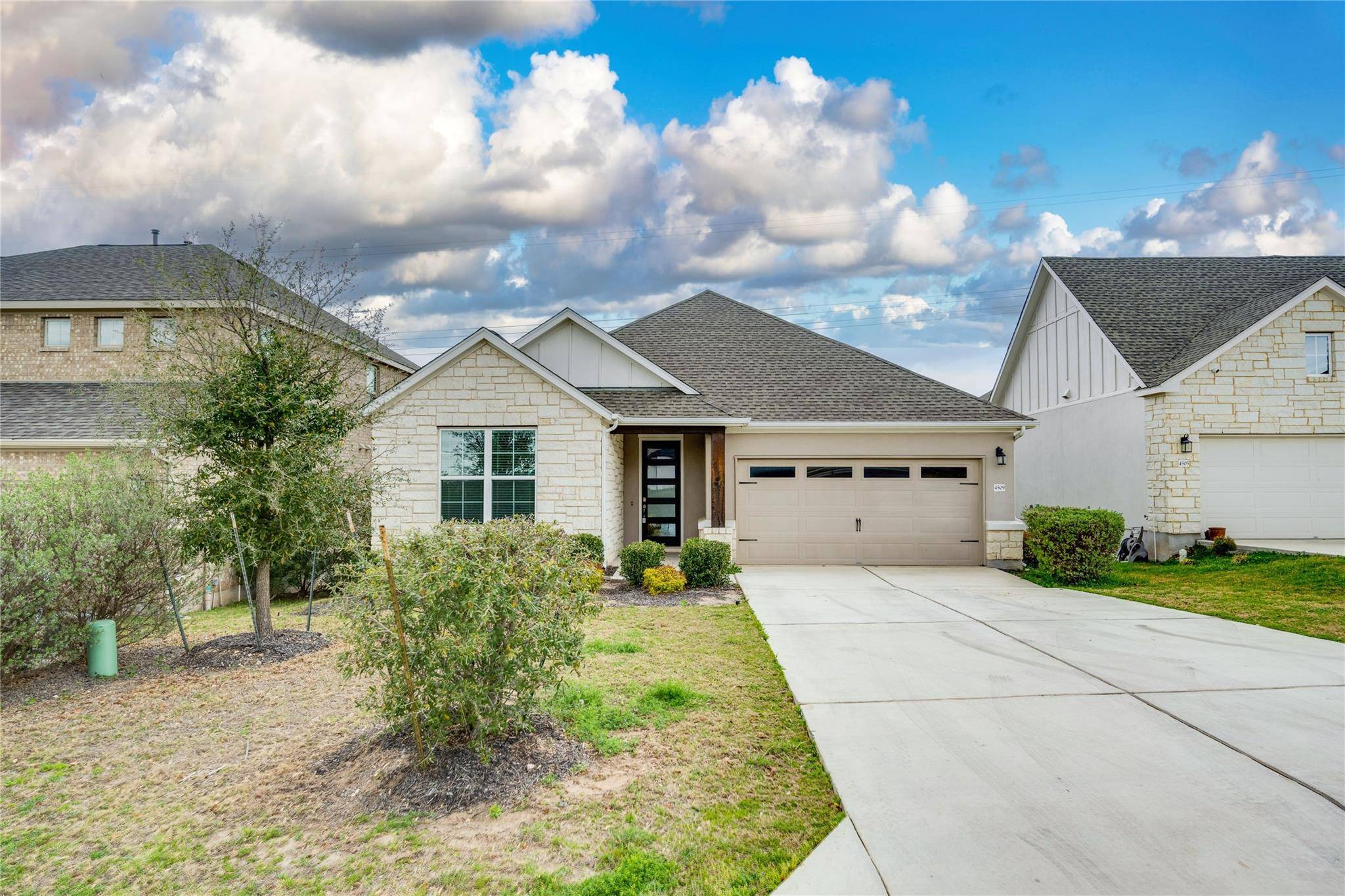 4509 Lucabella LN, Leander, TX 78641