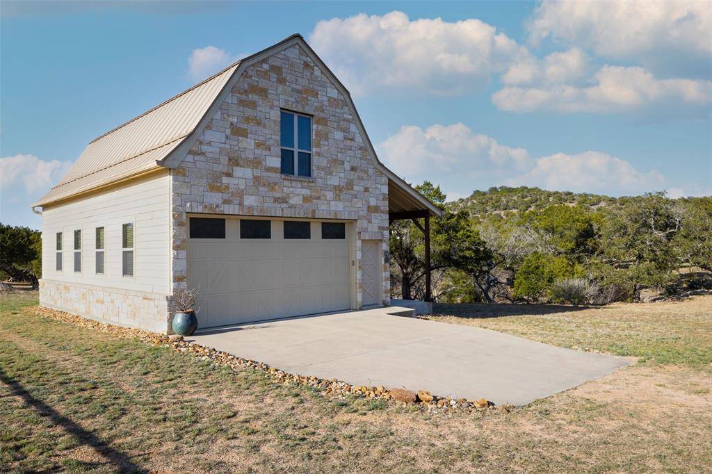 5135 Lookout Ridge DR, Marble Falls, TX 78654