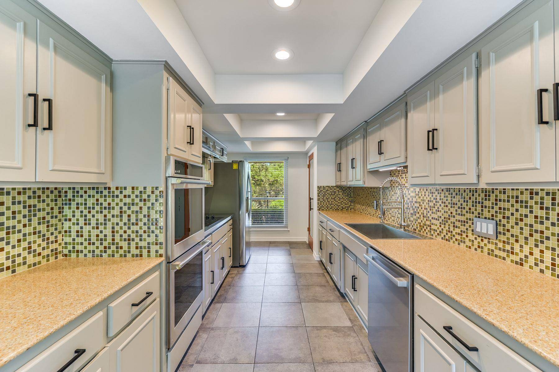 9004 LA FAUNA PATH, Austin, TX 78737